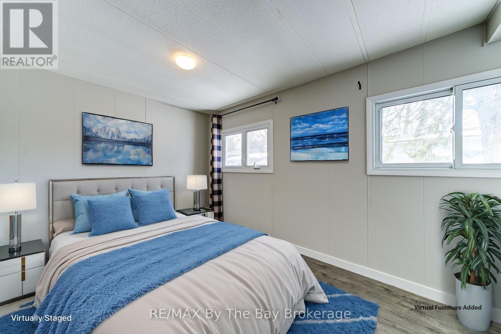50 Georgian Glen Drive, Wasaga Beach, Ontario L9Z 1K7 - Photo 2 - S12010959