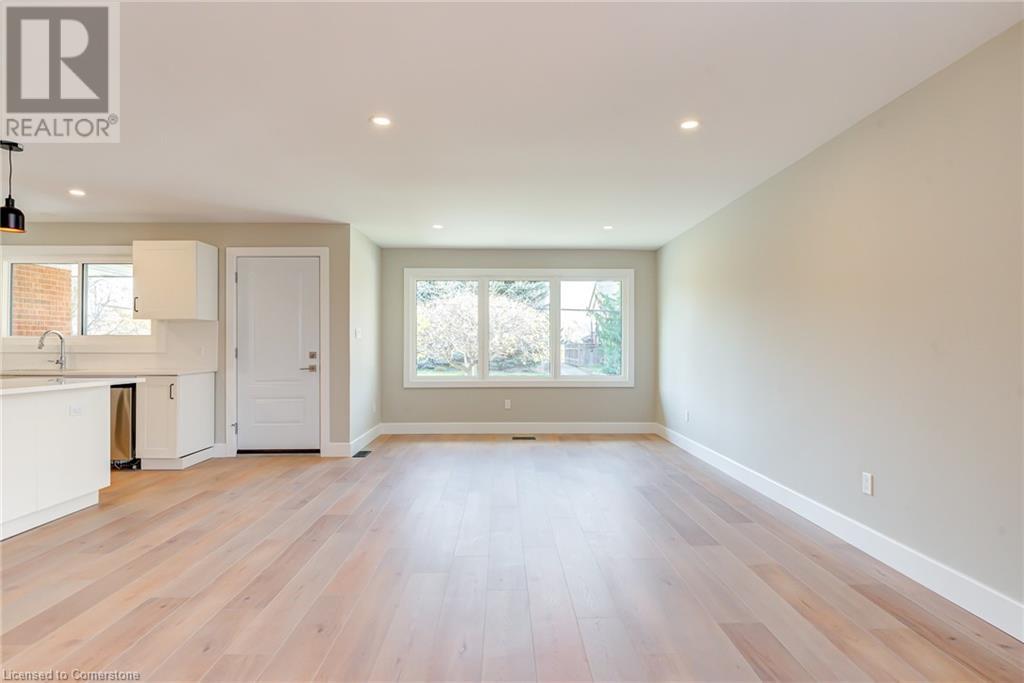155 Doon Road, Kitchener, Ontario  N2G 3E1 - Photo 13 - 40736976