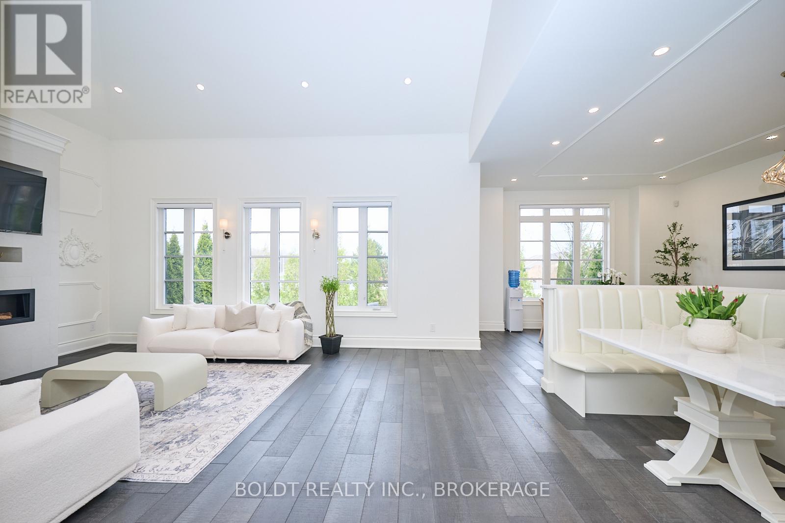 Property at 25 ARBOURVALE COMMON ROAD image 4