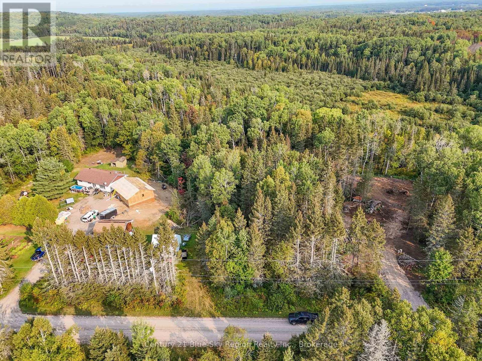 356 Hunt Line, Powassan, Ontario  P0H 1Z0 - Photo 5 - X12194622