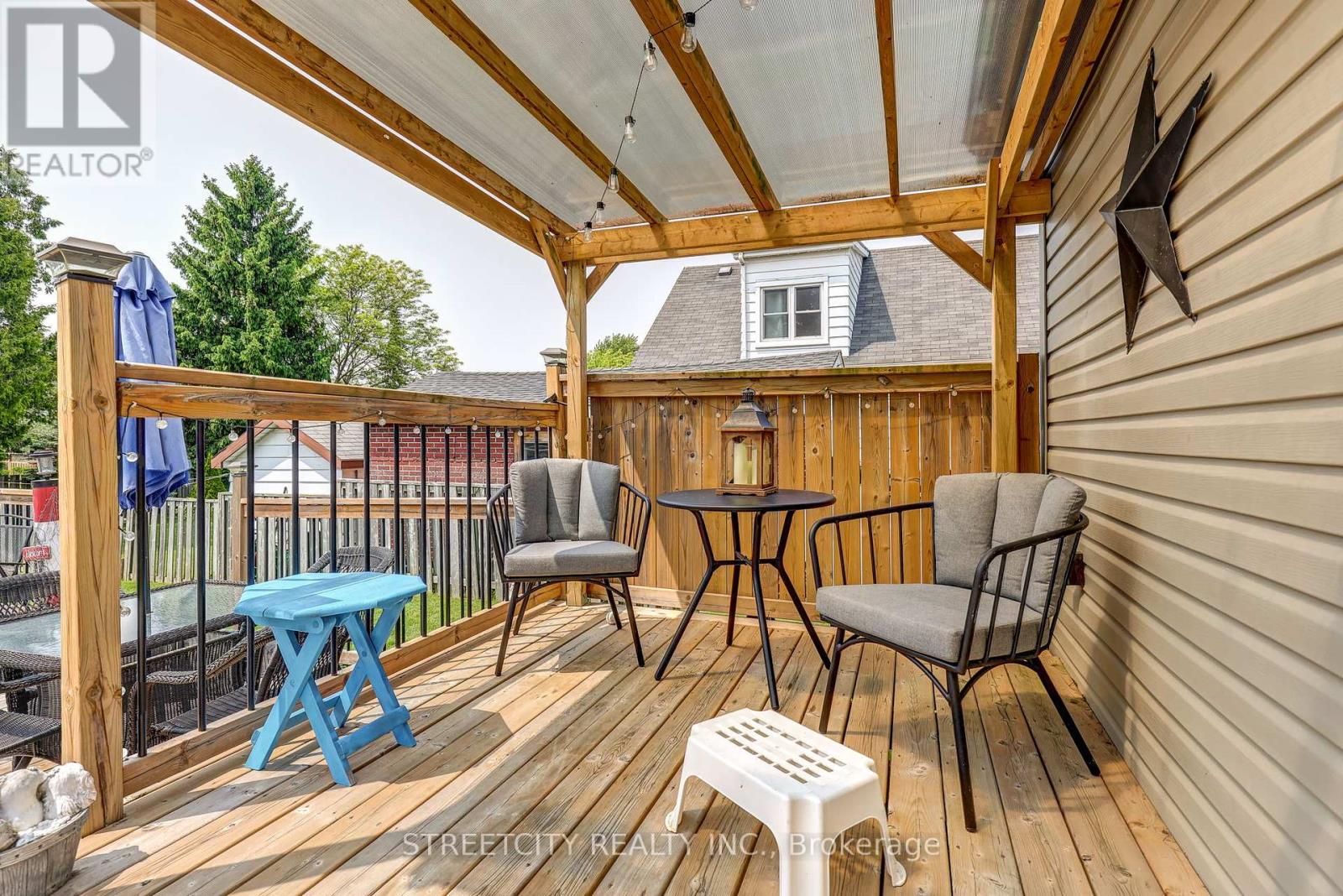 76 Fairview Avenue, St. Thomas, Ontario  N5R 4X6 - Photo 43 - X12194579
