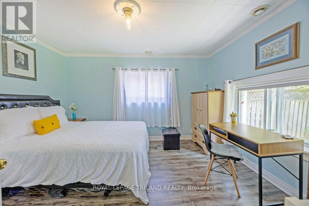 1629 Churchill Avenue, London East, Ontario N5W 2L1 - Photo 15 - X12194644