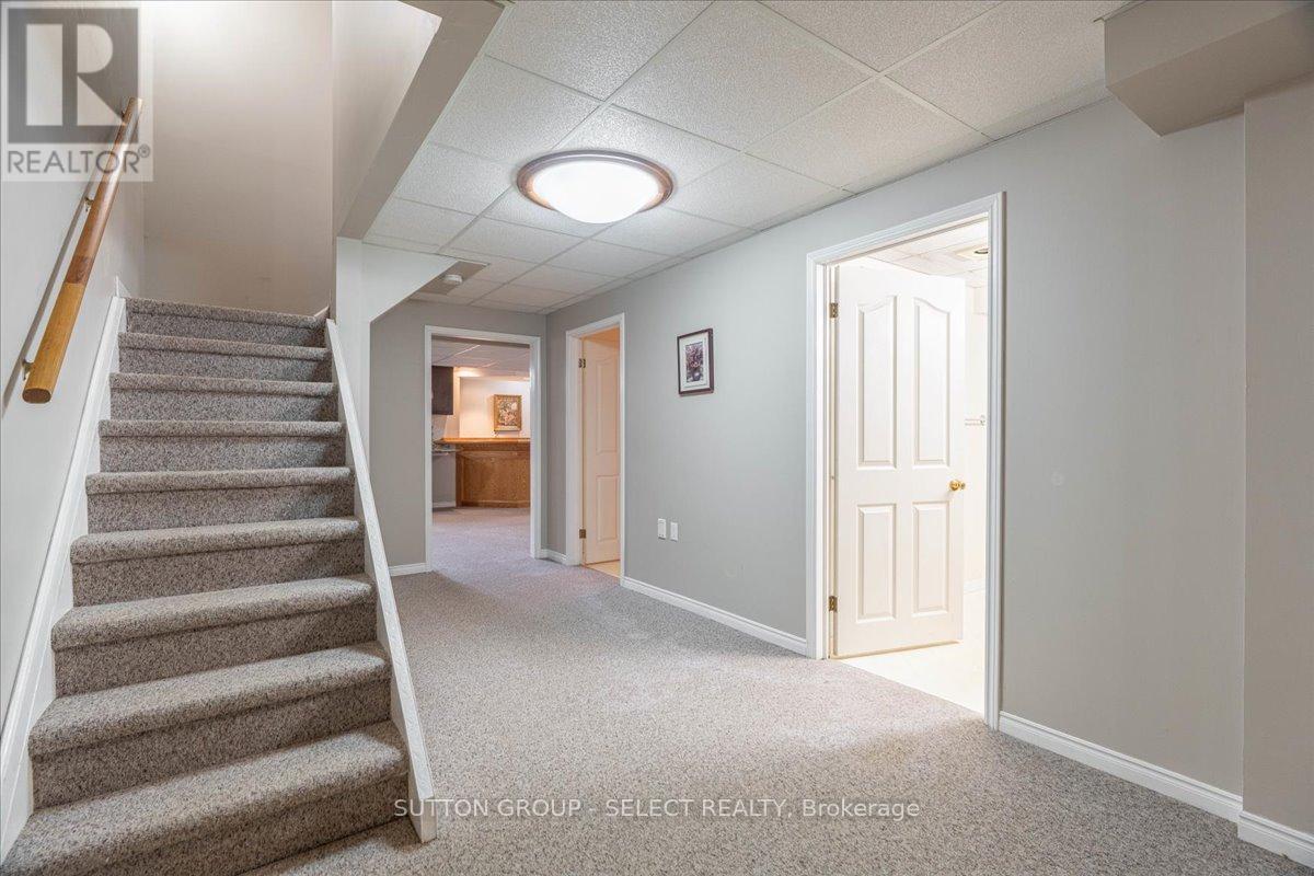 5 Lavender Way, London North (North G), Ontario  N5X 3J2 - Photo 36 - X12194756