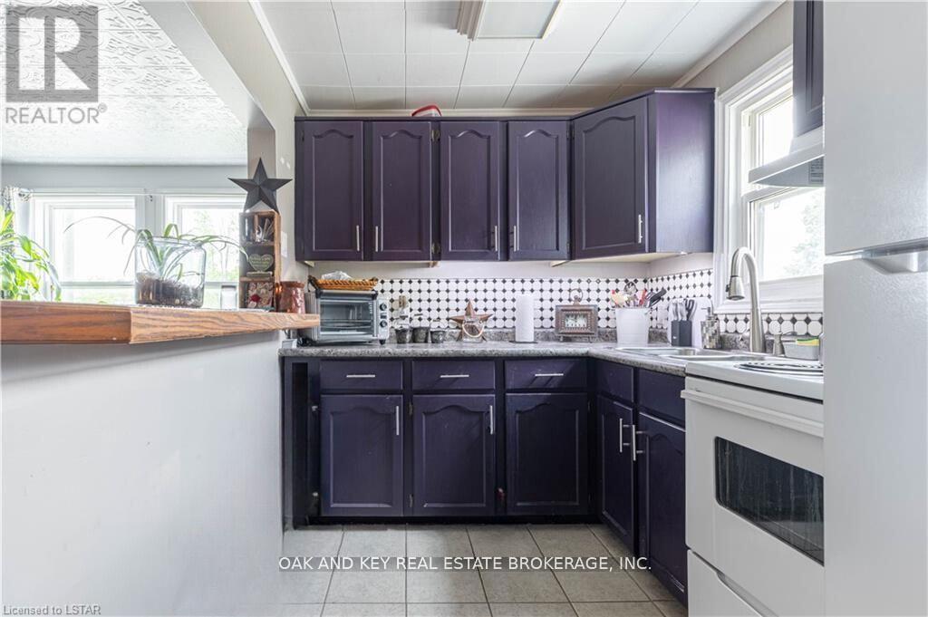Photo 7 of 12 for 487 Burbrook Place