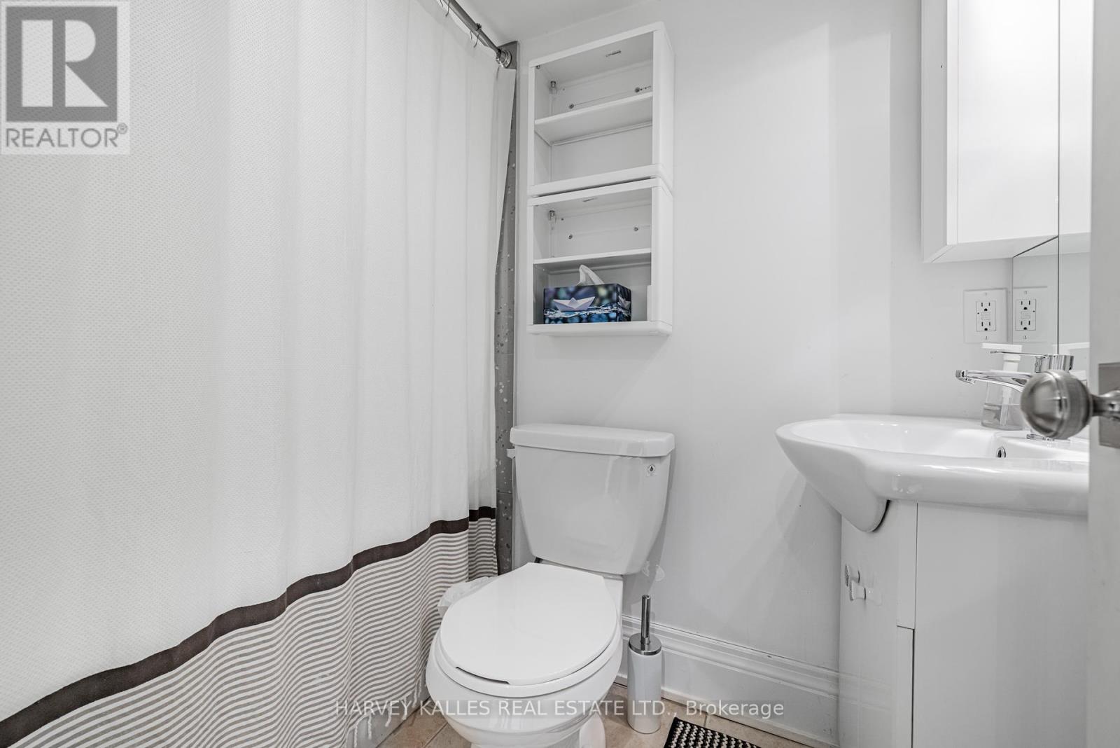 386 Palmerston Boulevard, Toronto (Palmerston-Little Italy), Ontario  M6G 2N6 - Photo 35 - C12194571
