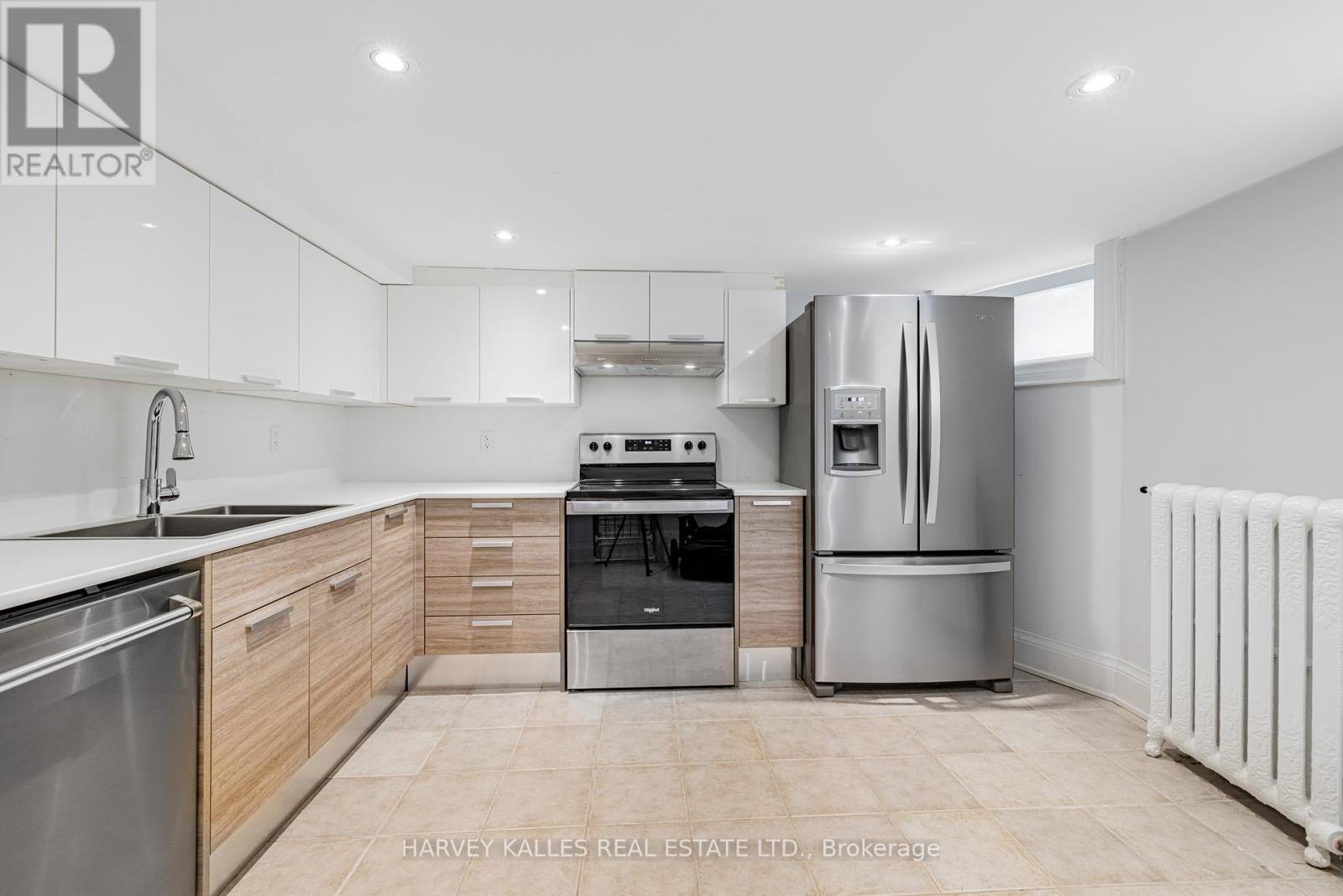 386 Palmerston Boulevard, Toronto (Palmerston-Little Italy), Ontario  M6G 2N6 - Photo 37 - C12194571