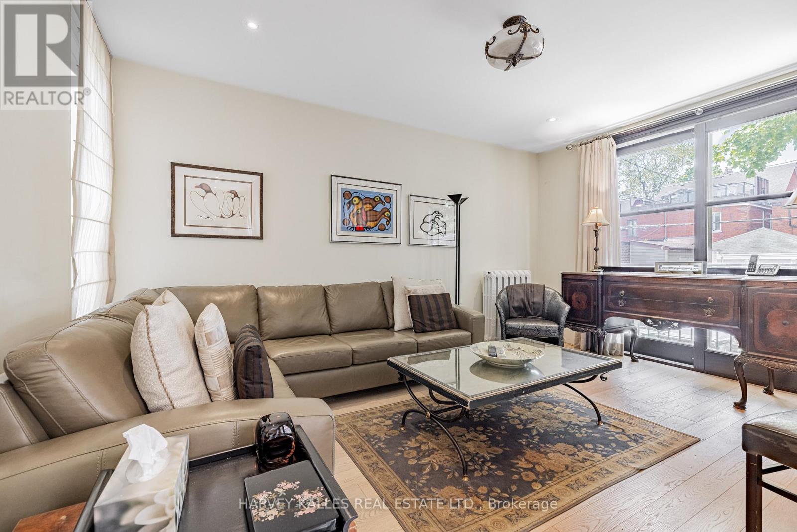 386 Palmerston Boulevard, Toronto (Palmerston-Little Italy), Ontario  M6G 2N6 - Photo 9 - C12194571