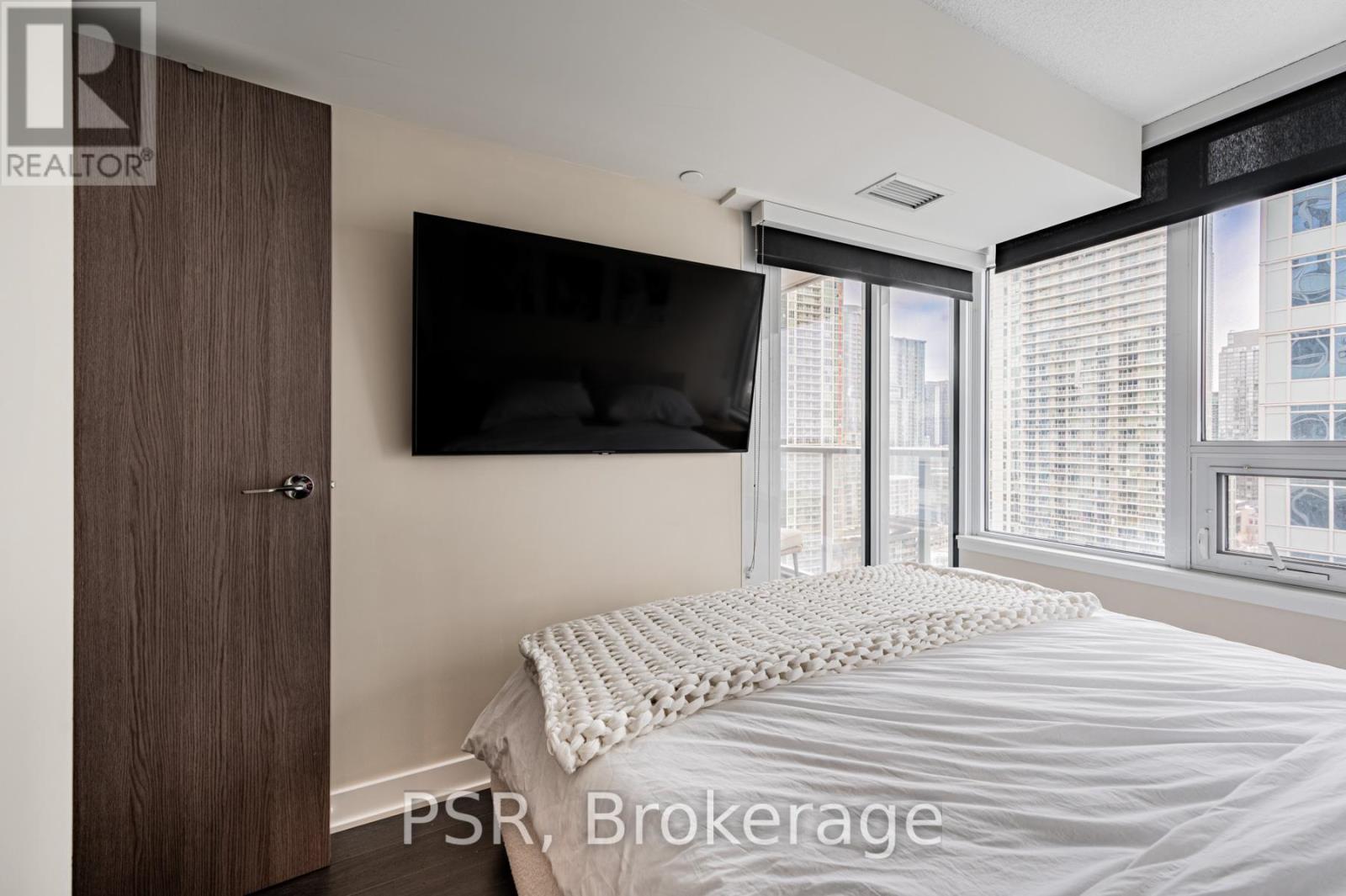 2310 - 19 Bathurst Street, Toronto, Ontario  M5V 0N2 - Photo 11 - C12194575