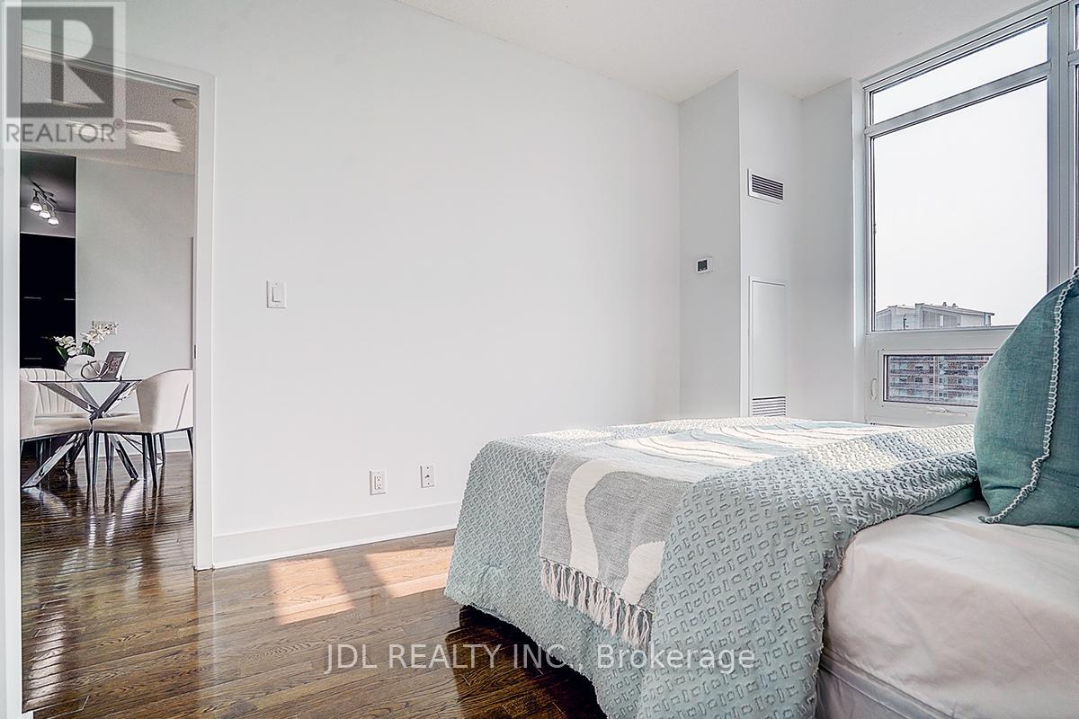 1601 - 26 Norton Avenue, Toronto, Ontario  M2N 0H6 - Photo 17 - C12194615