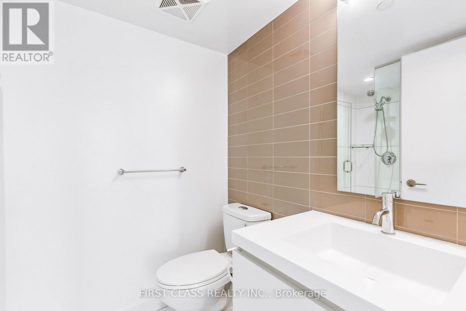 1601 - 75 Queens Wharf Road, Toronto, Ontario  M5V 0J8 - Photo 19 - C12194738