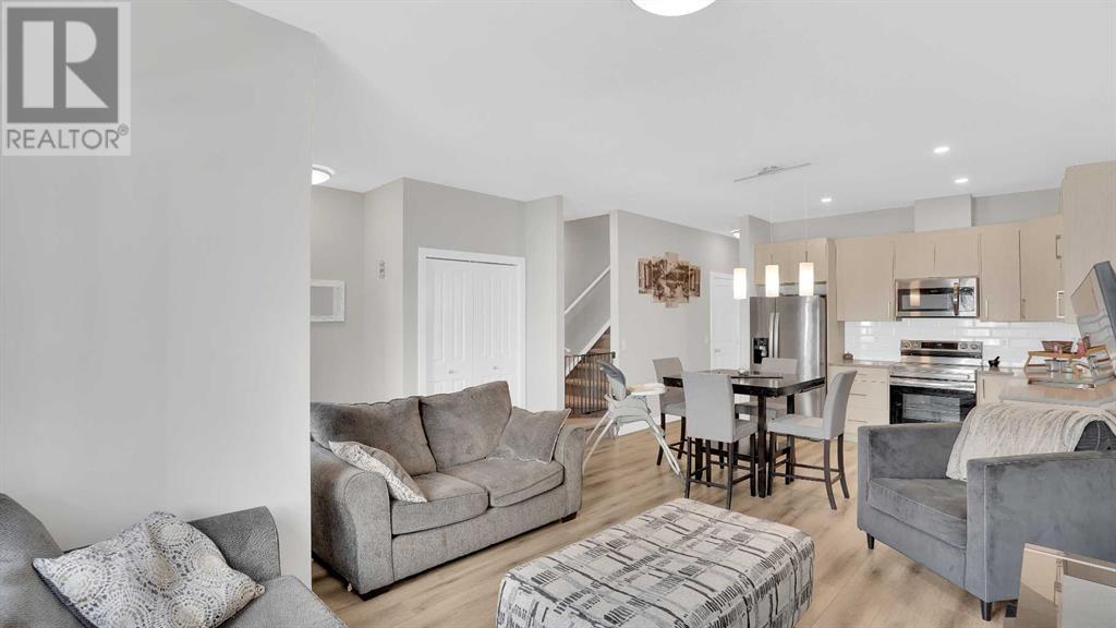 547 Canals Crossing Sw, Airdrie, Alberta  T4B 4L3 - Photo 4 - A2221890