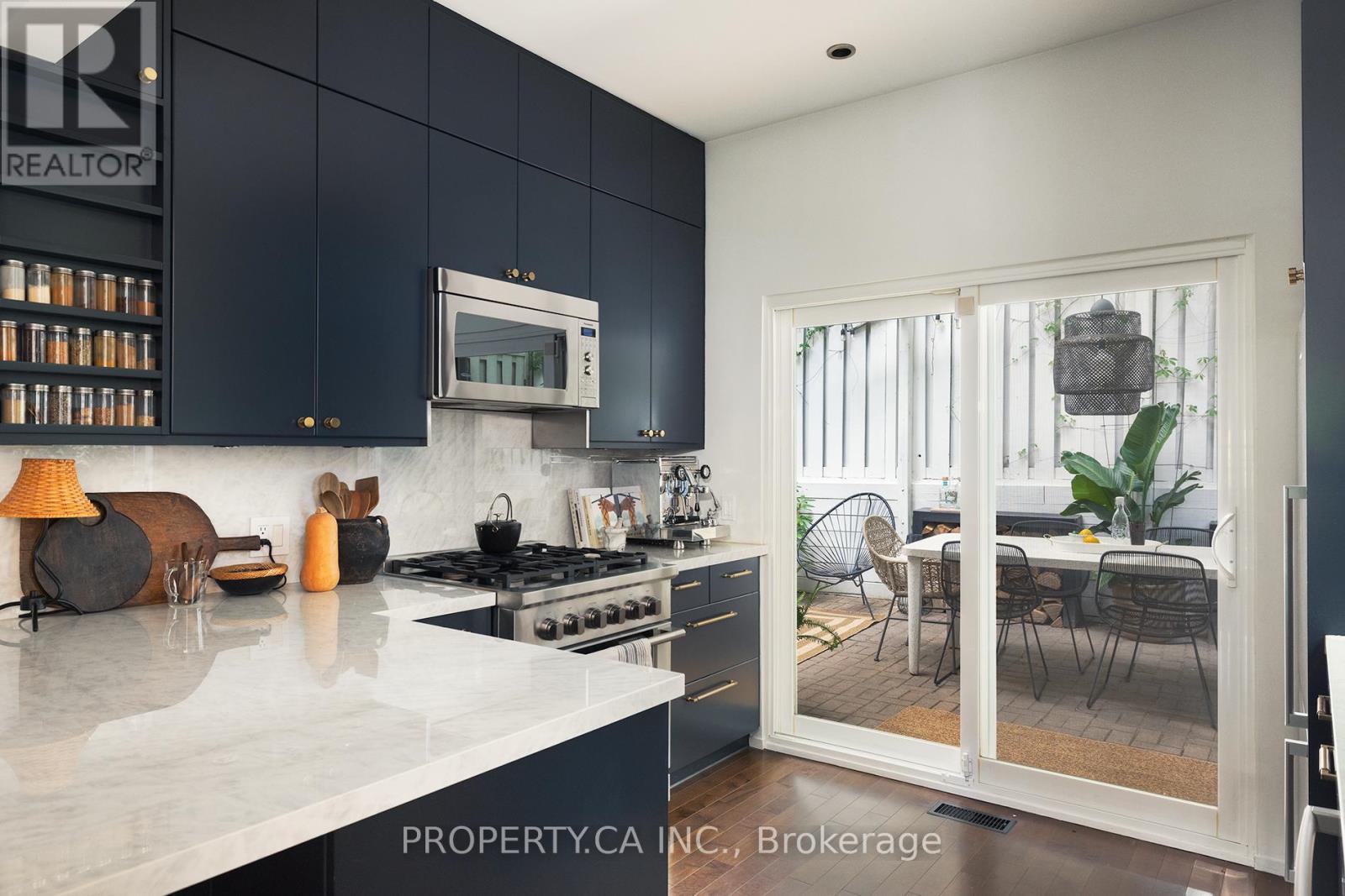 40 Ivy Avenue, Toronto, Ontario  M4L 2H7 - Photo 20 - E12194582