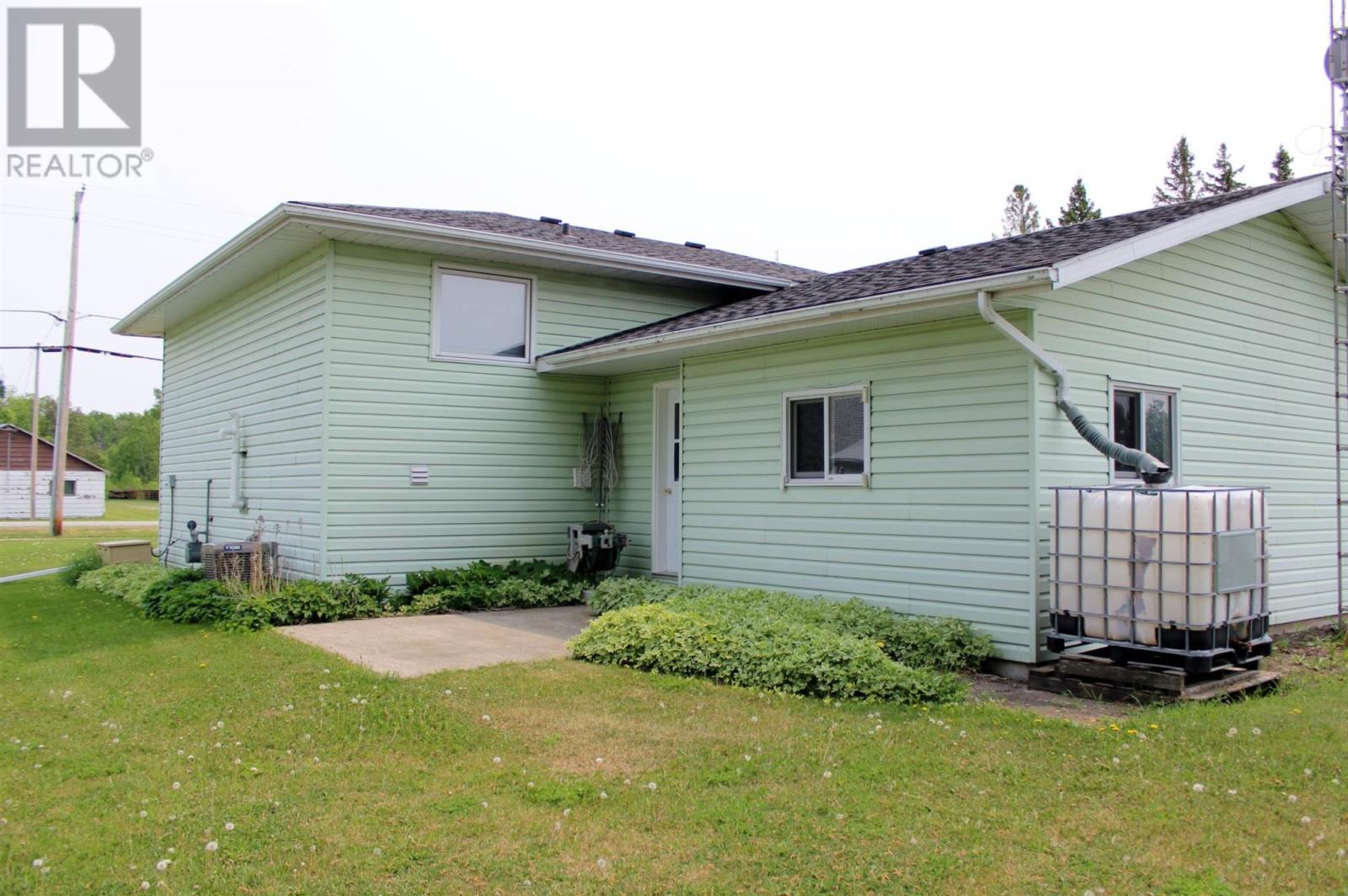 8 Campbell St, Stratton, Ontario  P0W 1N0 - Photo 10 - TB251508