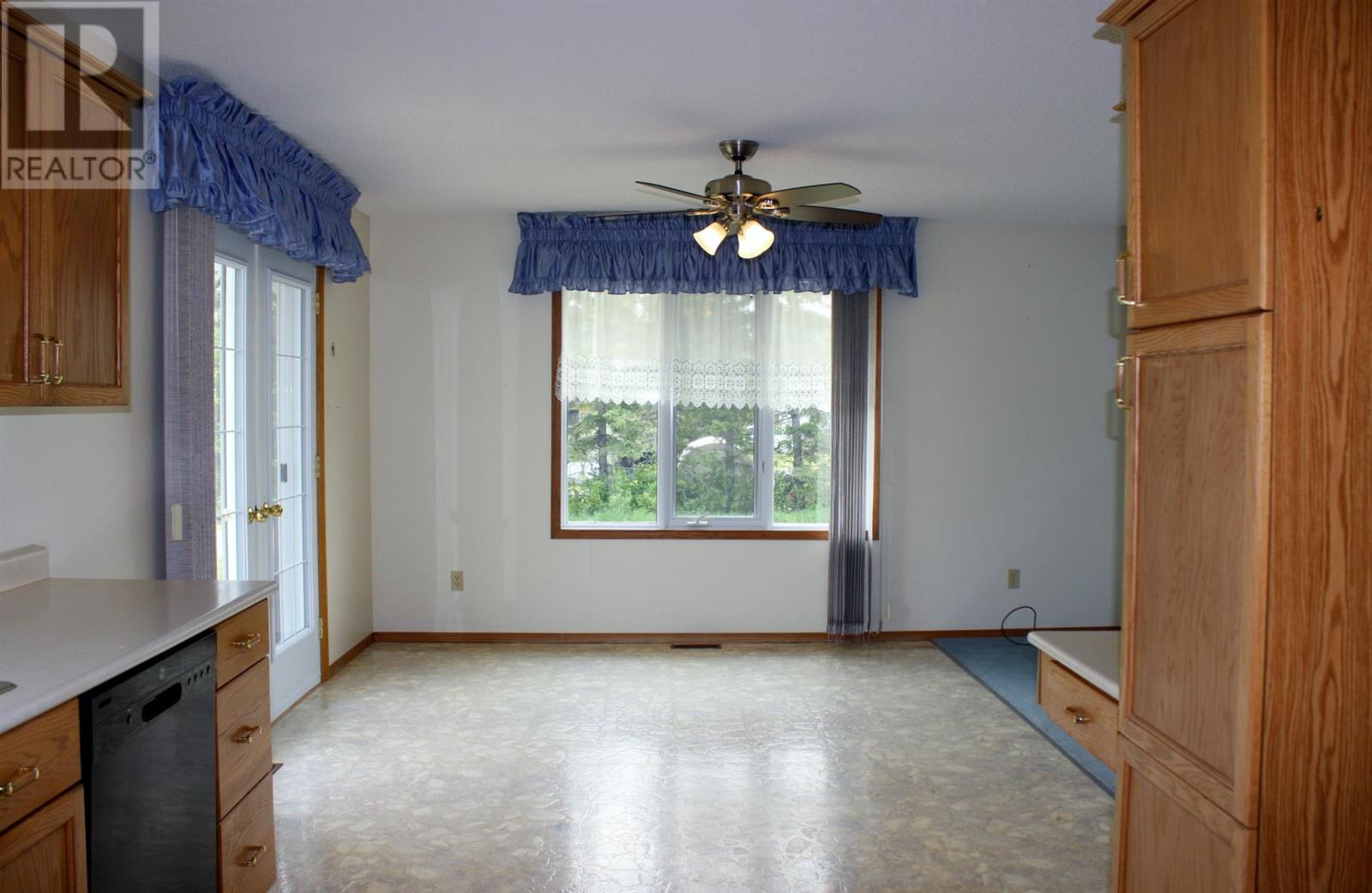 8 Campbell St, Stratton, Ontario  P0W 1N0 - Photo 16 - TB251508