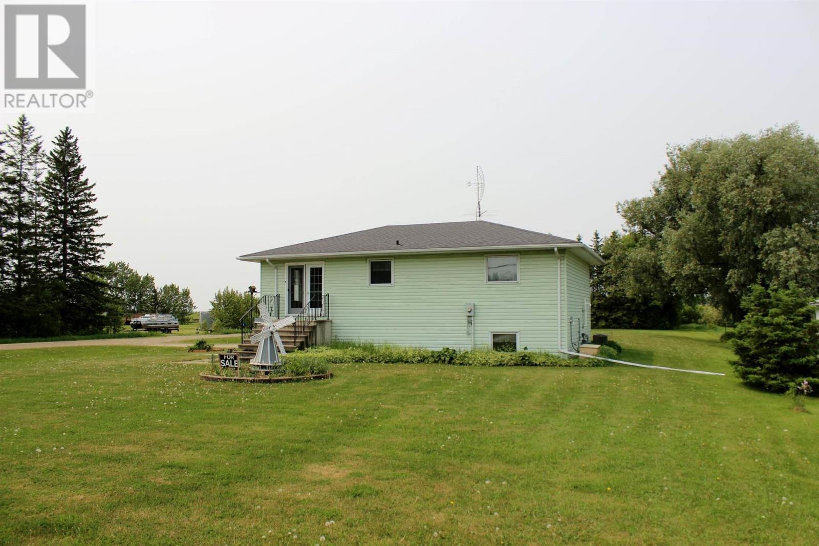 8 Campbell St, Stratton, Ontario  P0W 1N0 - Photo 3 - TB251508
