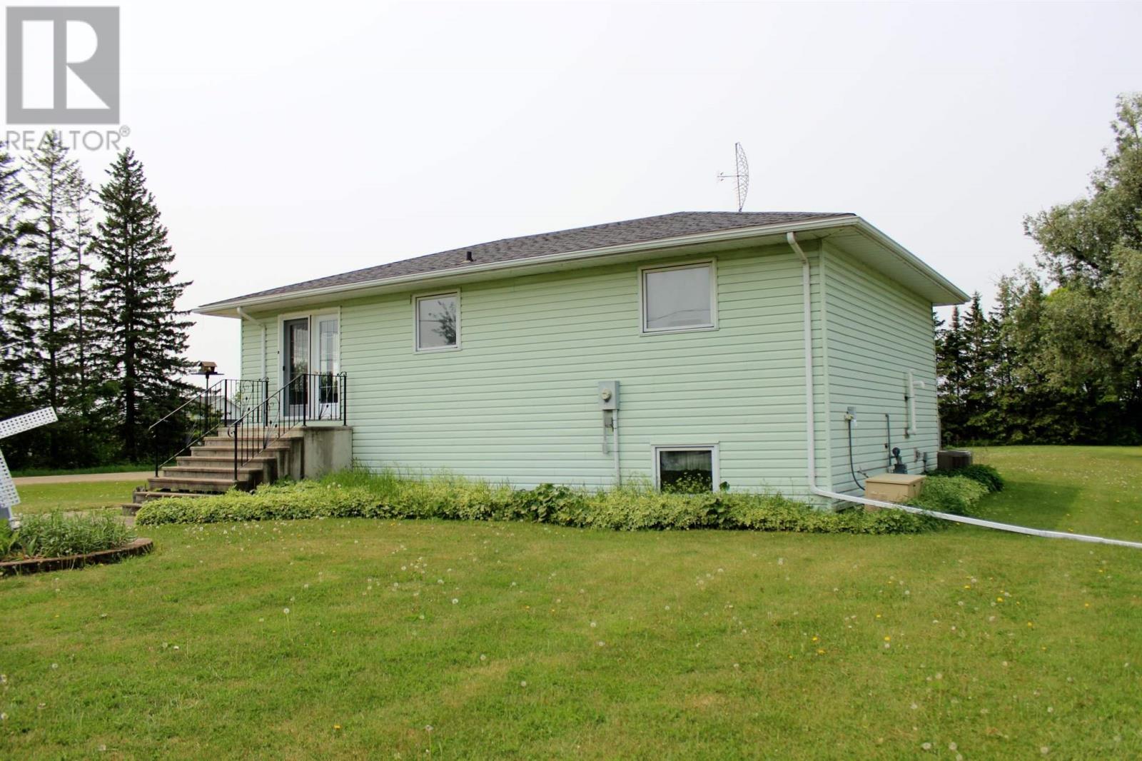 8 Campbell St, Stratton, Ontario  P0W 1N0 - Photo 4 - TB251508