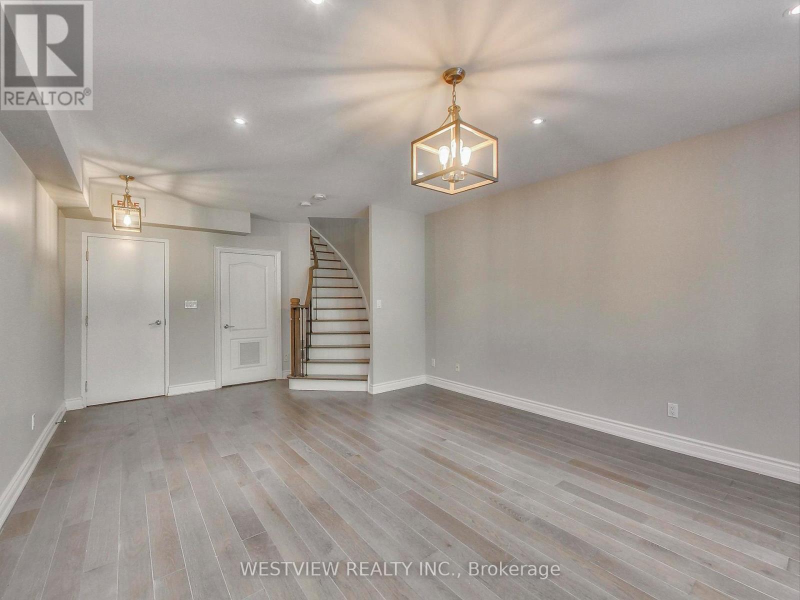Th7 - 2111 Lake Shore Boulevard W, Toronto, Ontario  M8V 4B2 - Photo 38 - W12193618