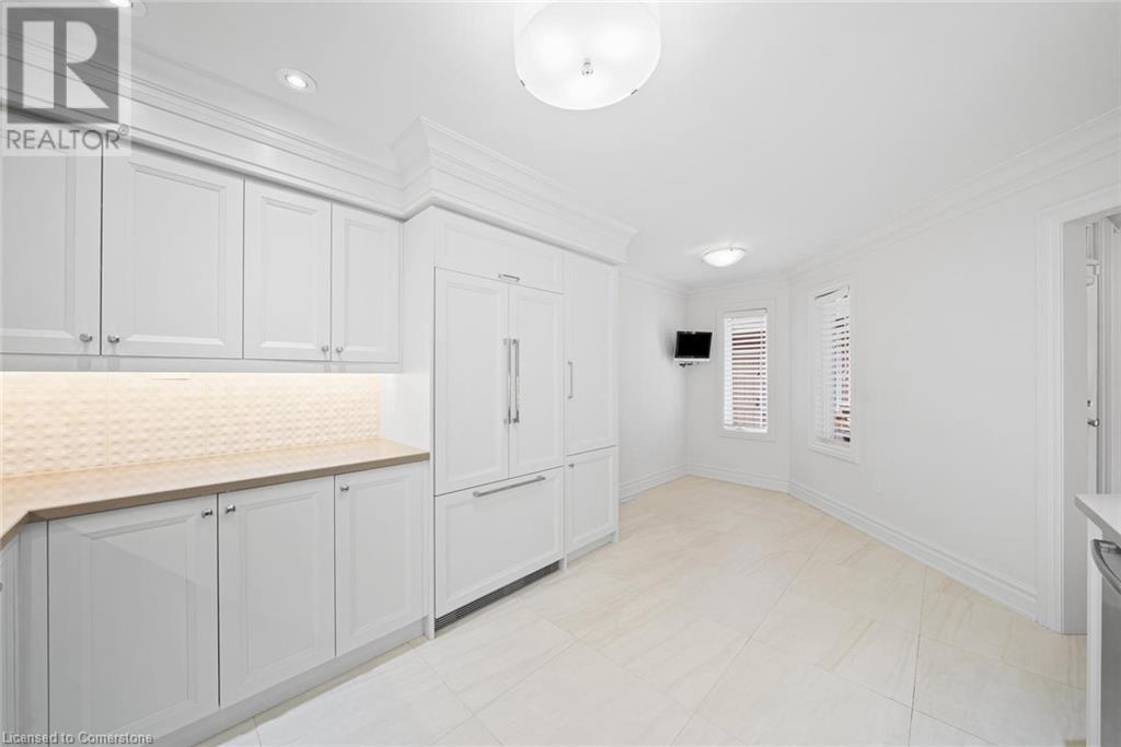 2165 Country Club Drive Unit# 12, Burlington, Ontario  L7M 4H4 - Photo 8 - 40737245