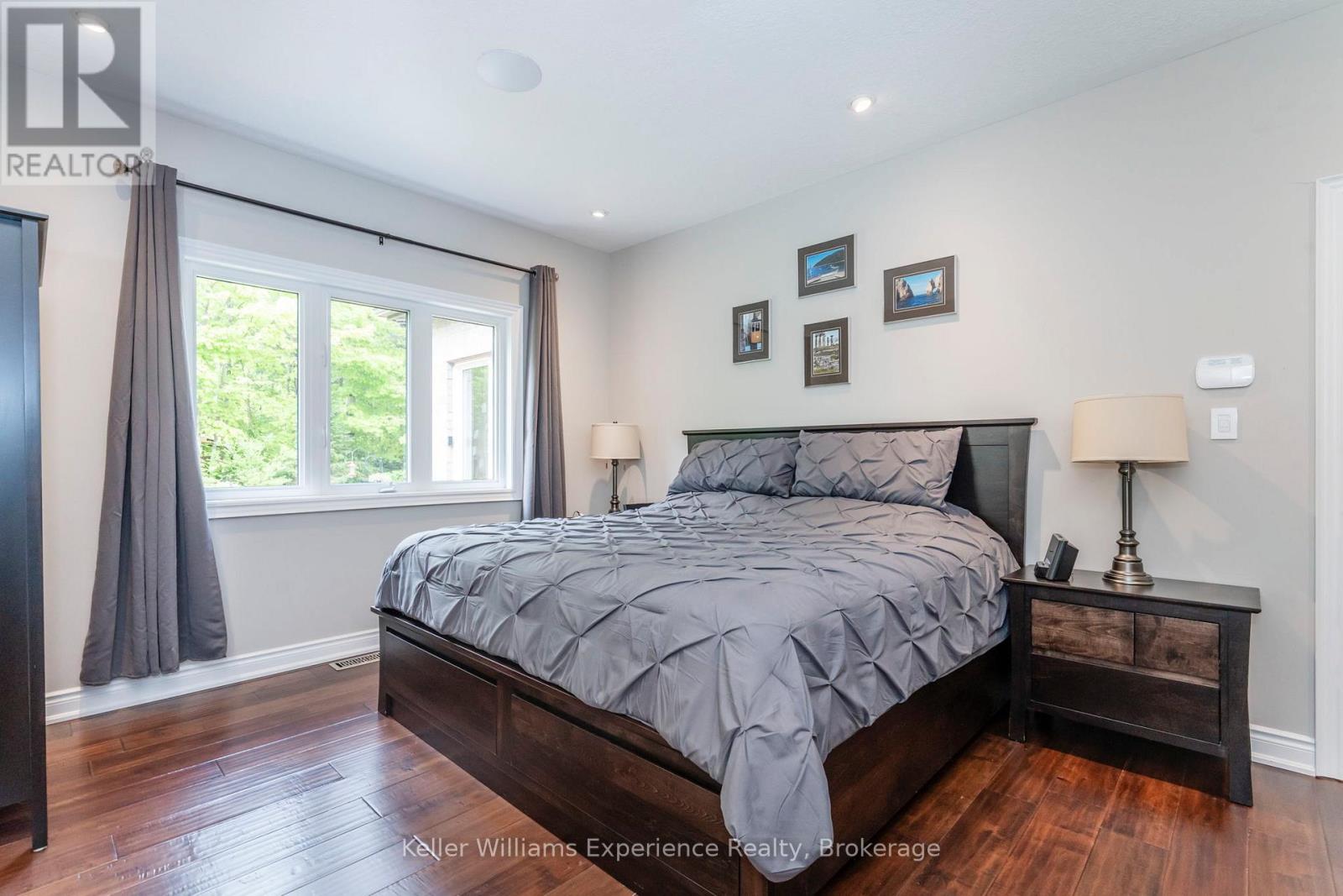 1 Topaz Court, Oro-Medonte, Ontario  L0L 2E0 - Photo 15 - S12194830