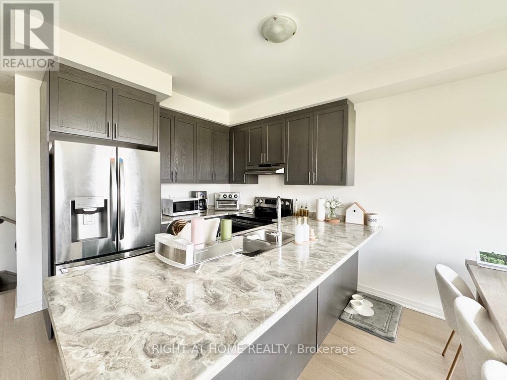 93 Sagewood Avenue, Barrie, Ontario  L9J 0K5 - Photo 3 - S12194592