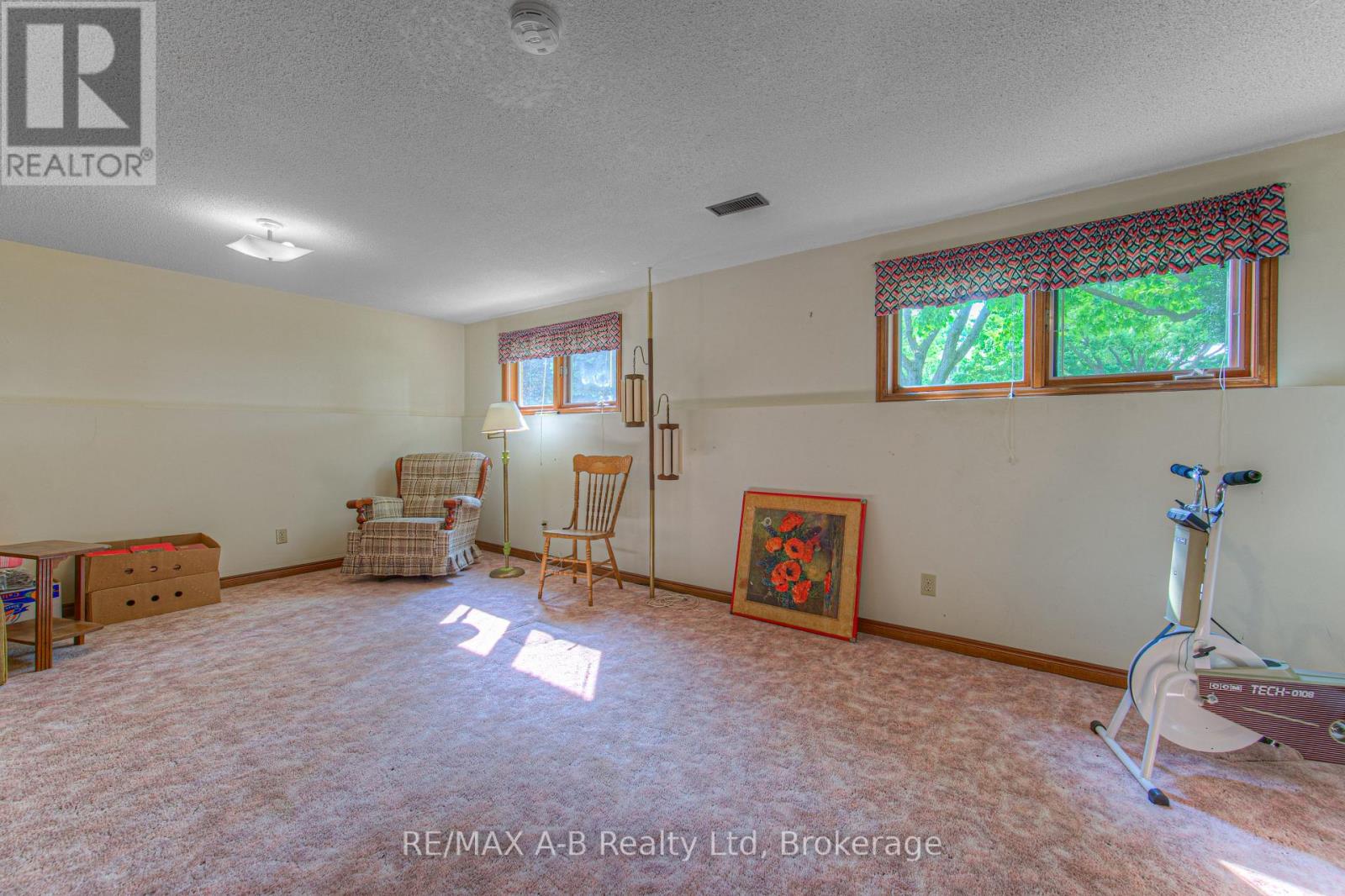 23 Magwood Court, Stratford, Ontario  N4Z 1G3 - Photo 28 - X12194819