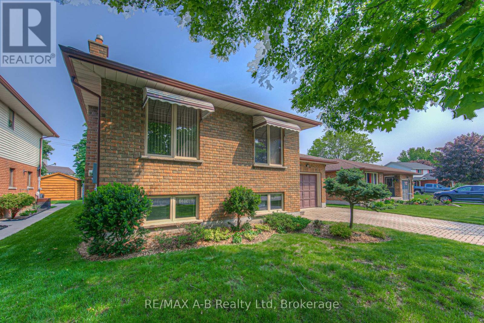 23 Magwood Court, Stratford, Ontario  N4Z 1G3 - Photo 3 - X12194819