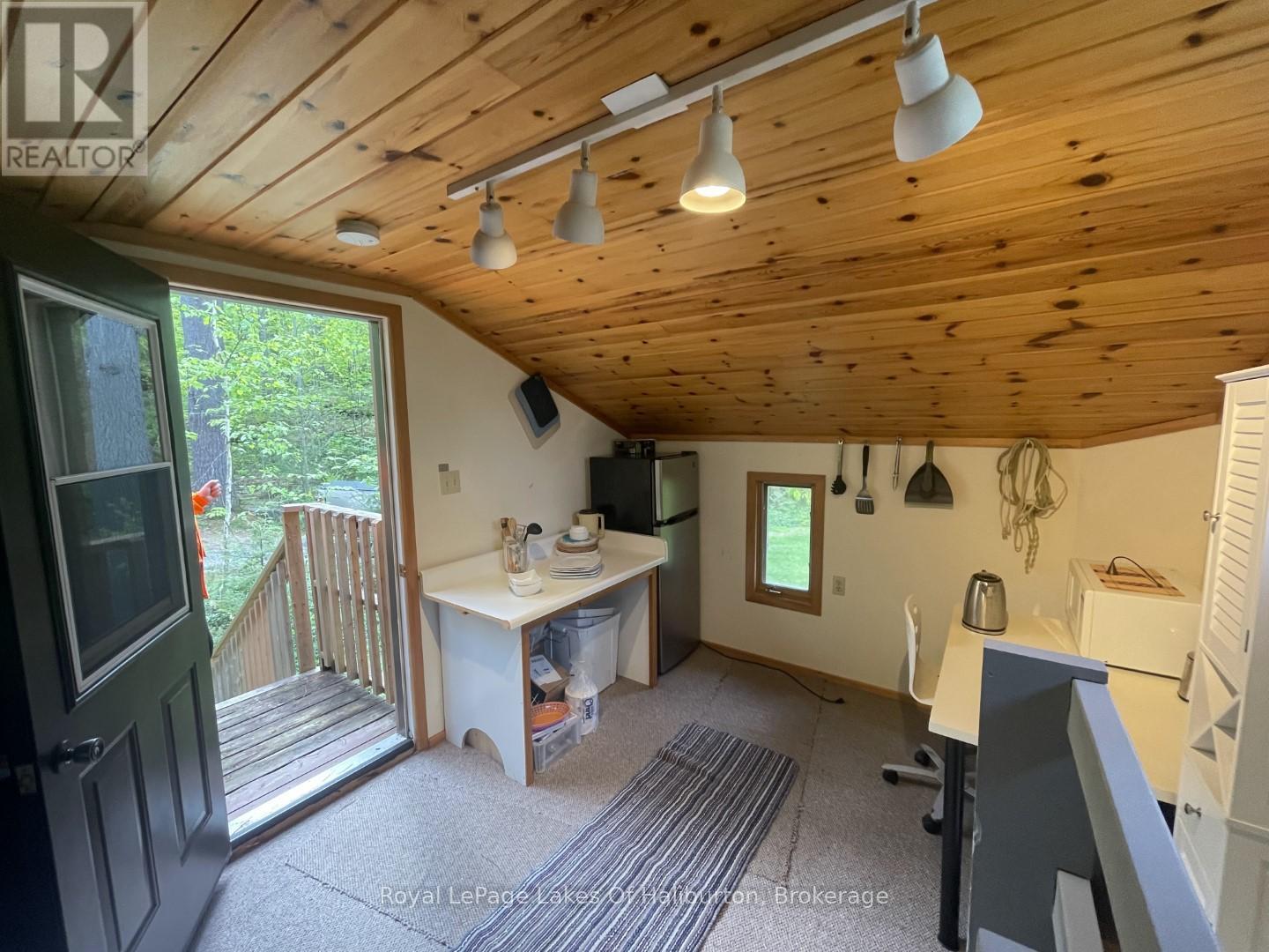 1029 Cam-Walt Trail, Minden Hills, Ontario  K0M 2K0 - Photo 33 - X12194870