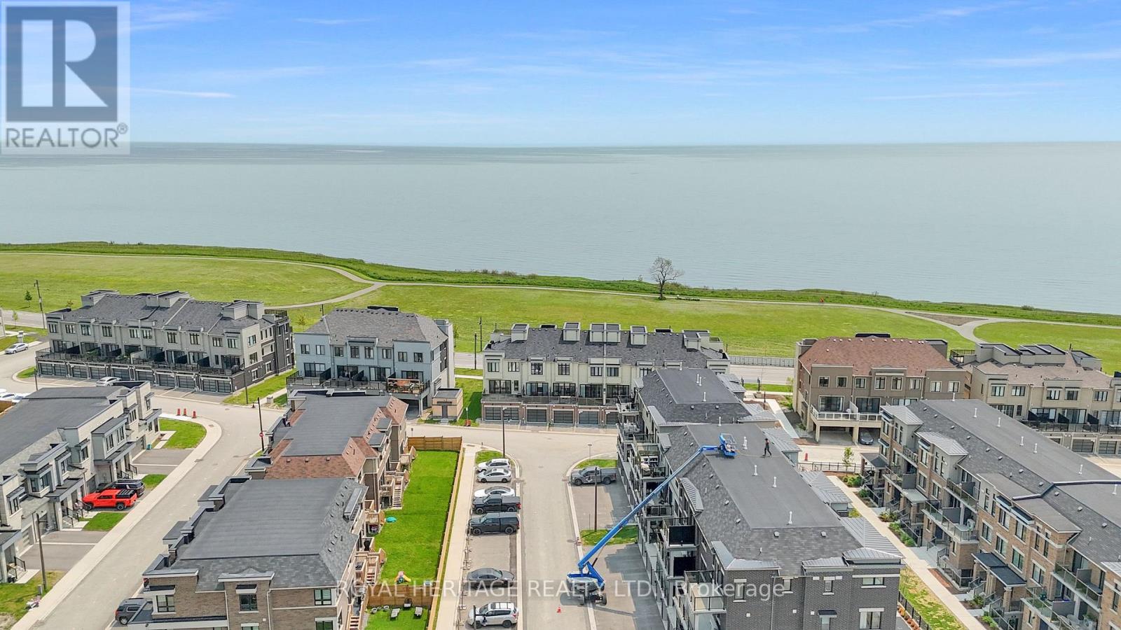 Property at 647 PORT DARLINGTON ROAD image 3