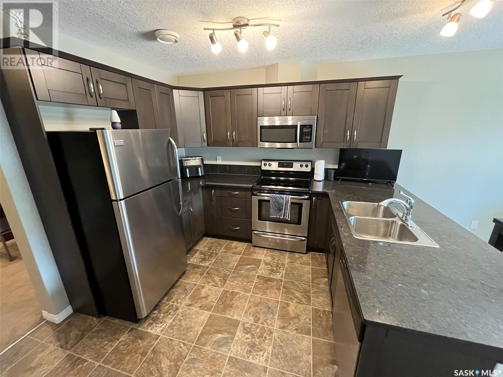 108 3810 Dewdney Avenue E, Regina, Saskatchewan  S4Z 0A6 - Photo 5 - SK007992