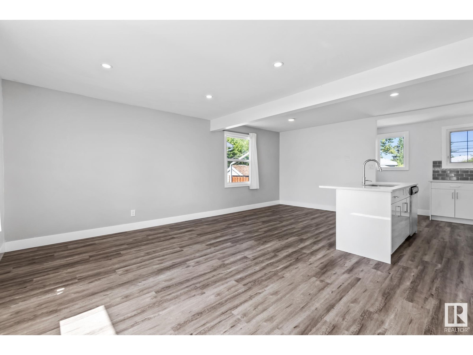 11420 112 Av Nw, Edmonton, Alberta  T5G 0H6 - Photo 8 - E4440229