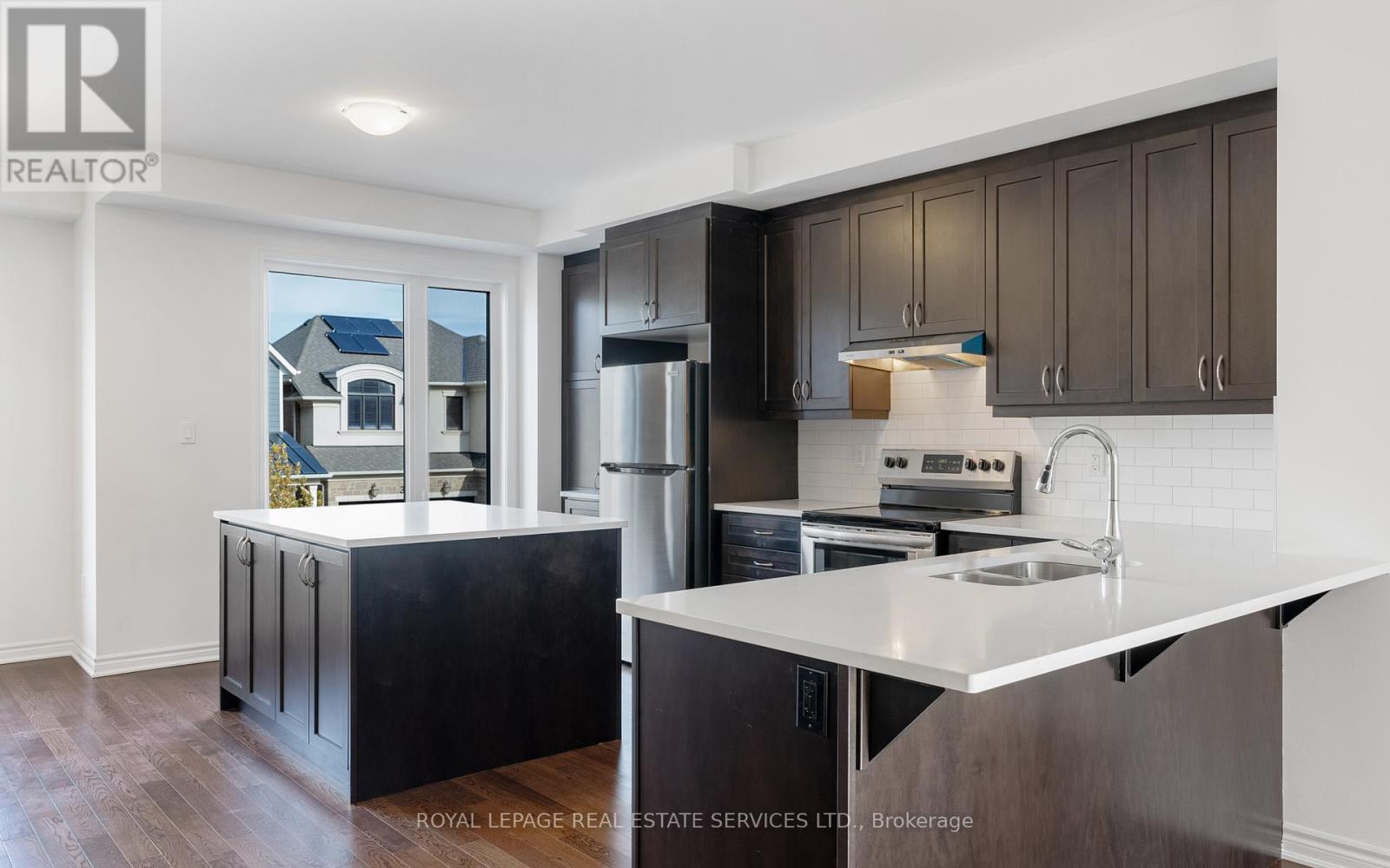 3088 William Cutmore Boulevard, Oakville, Ontario  L6H 7X1 - Photo 8 - W12194570