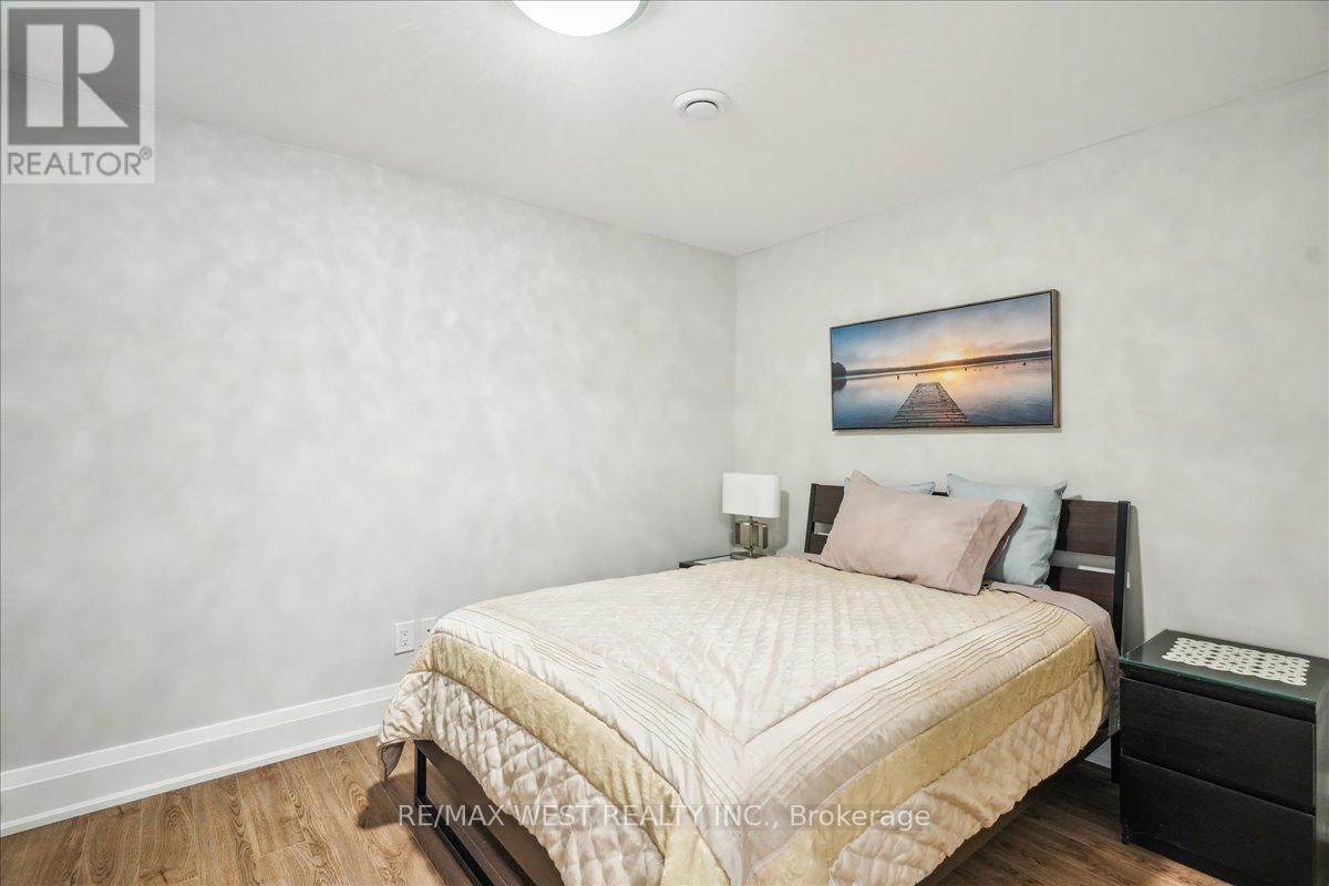 6 Burnelm Drive, Toronto, Ontario  M9B 4N3 - Photo 21 - W12194588