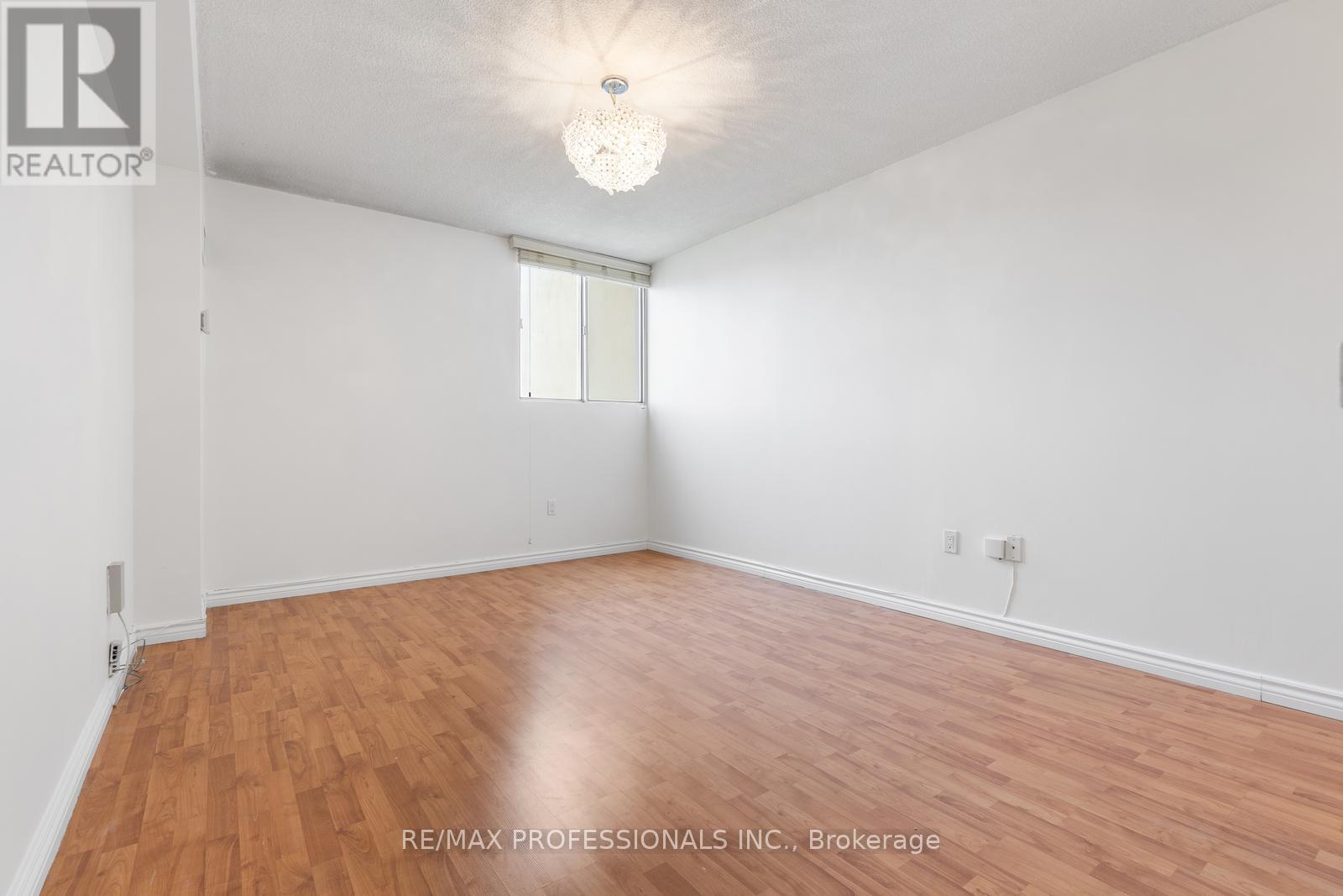 306 - 812 Burnhamthorpe Road, Toronto, Ontario  M9C 4W1 - Photo 14 - W12194670