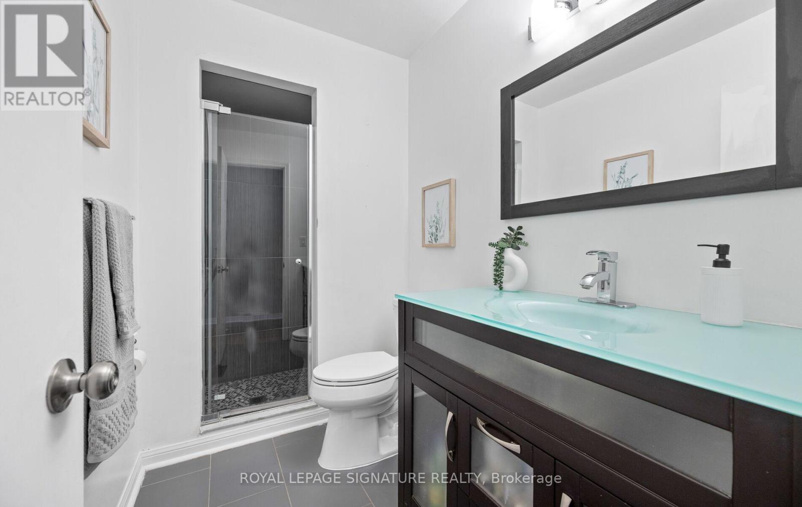 1399 Underwood Drive, Mississauga, Ontario  L4W 3M9 - Photo 26 - W12194758