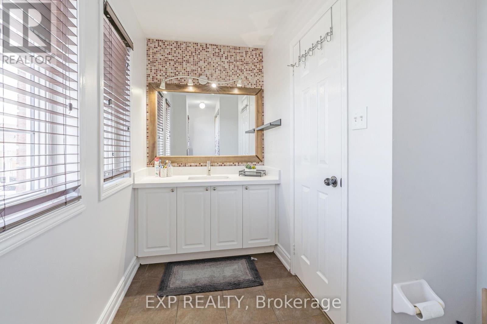 264 Fasken Court, Milton (Cl Clarke), Ontario  L9T 6S9 - Photo 20 - W12194786