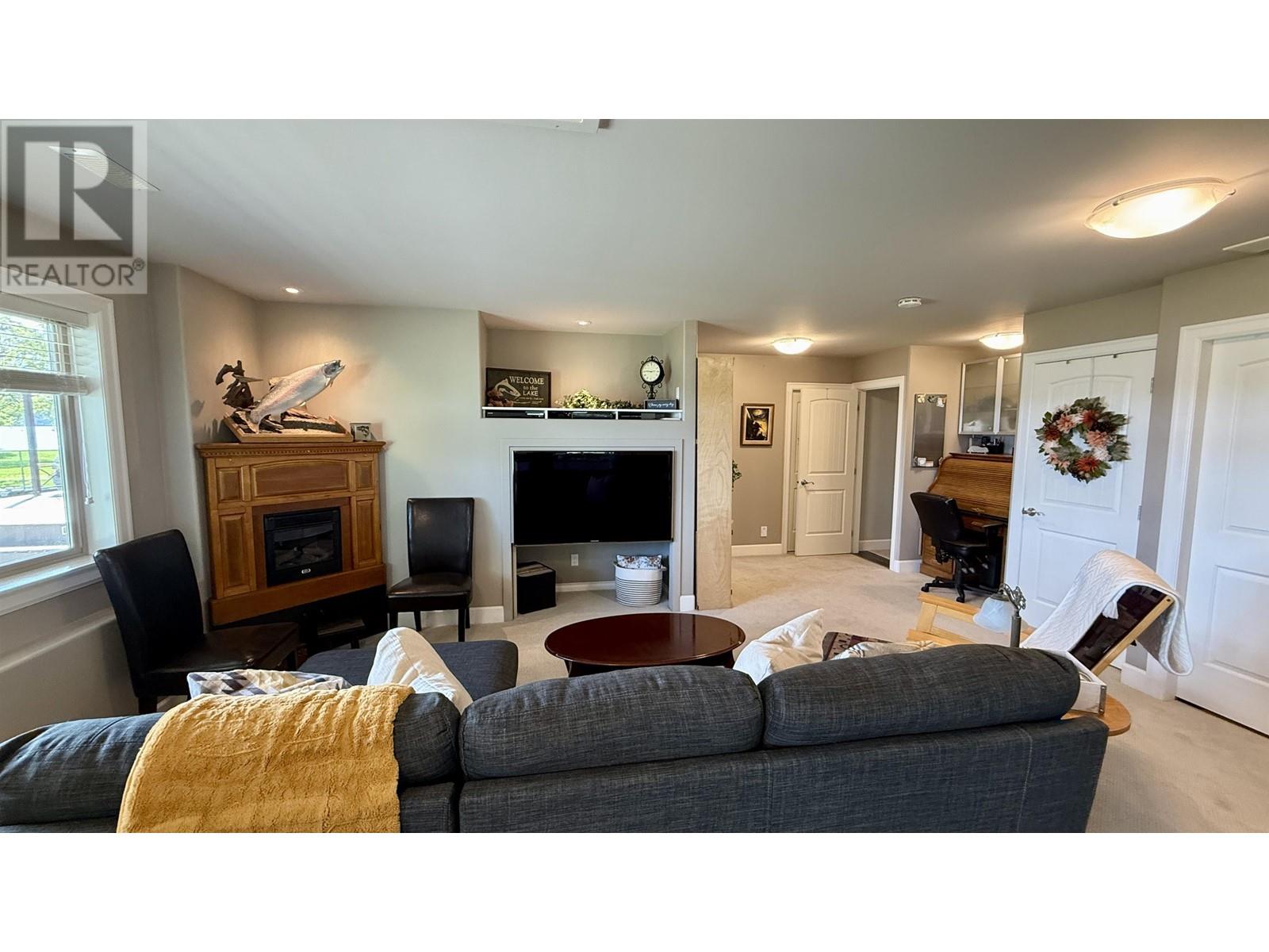 4828 Hamilton Road, Lac La Hache, British Columbia  V0K 1T0 - Photo 16 - R3011136