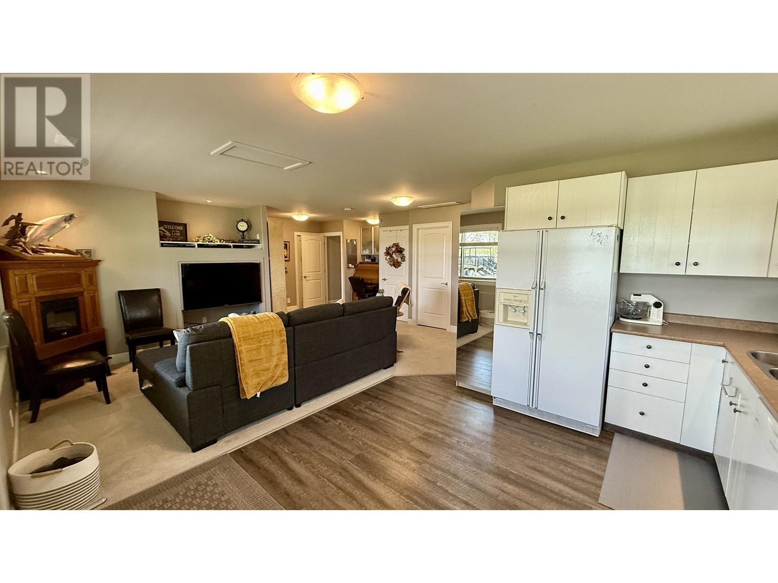 4828 Hamilton Road, Lac La Hache, British Columbia  V0K 1T0 - Photo 18 - R3011136