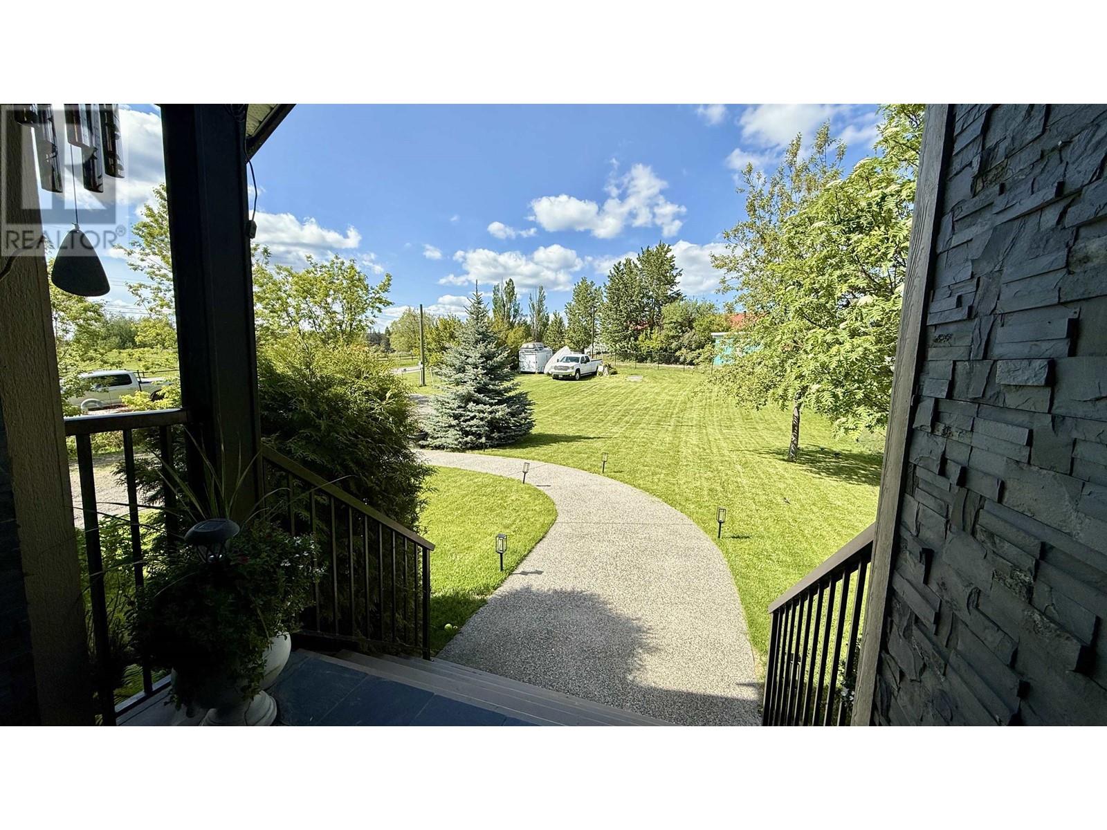4828 Hamilton Road, Lac La Hache, British Columbia  V0K 1T0 - Photo 29 - R3011136