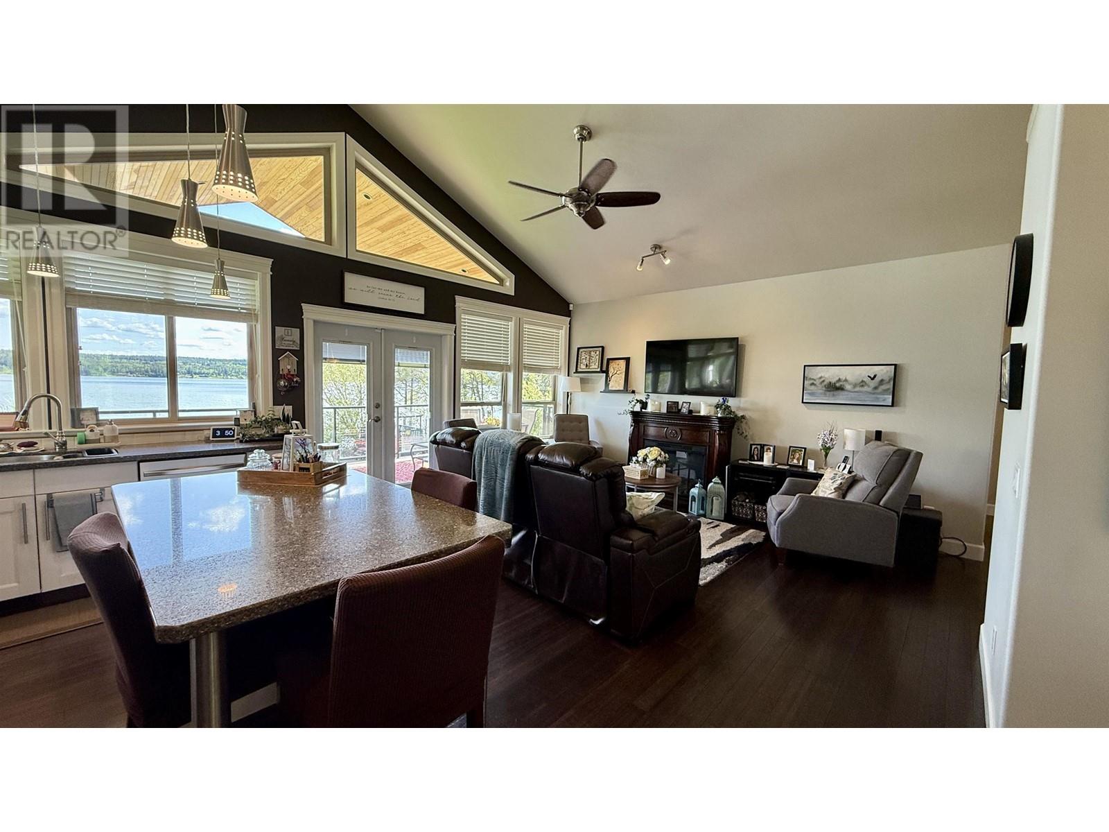 4828 Hamilton Road, Lac La Hache, British Columbia  V0K 1T0 - Photo 5 - R3011136