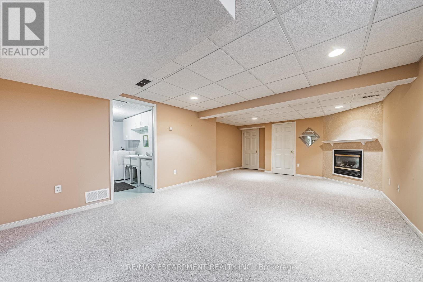 134 Fieldway Drive, Hamilton, Ontario  L9A 2L6 - Photo 17 - X12194625