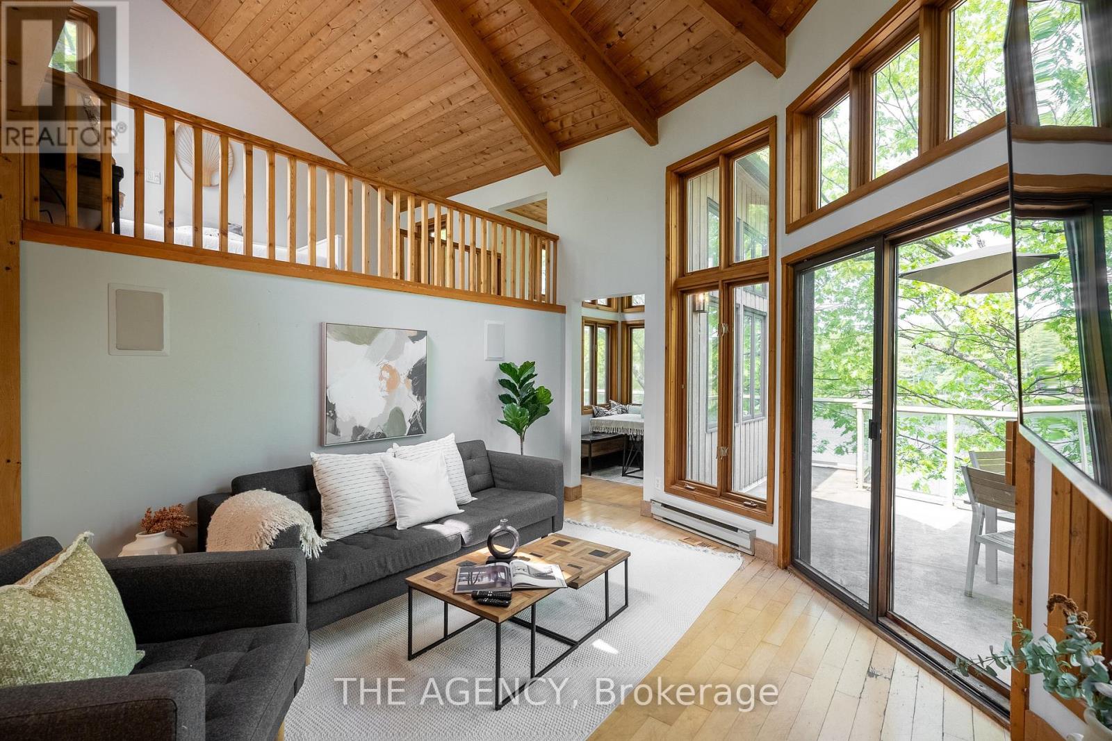 45 Pinetree Road, Gravenhurst, Ontario  P1P 1R2 - Photo 5 - X12194725