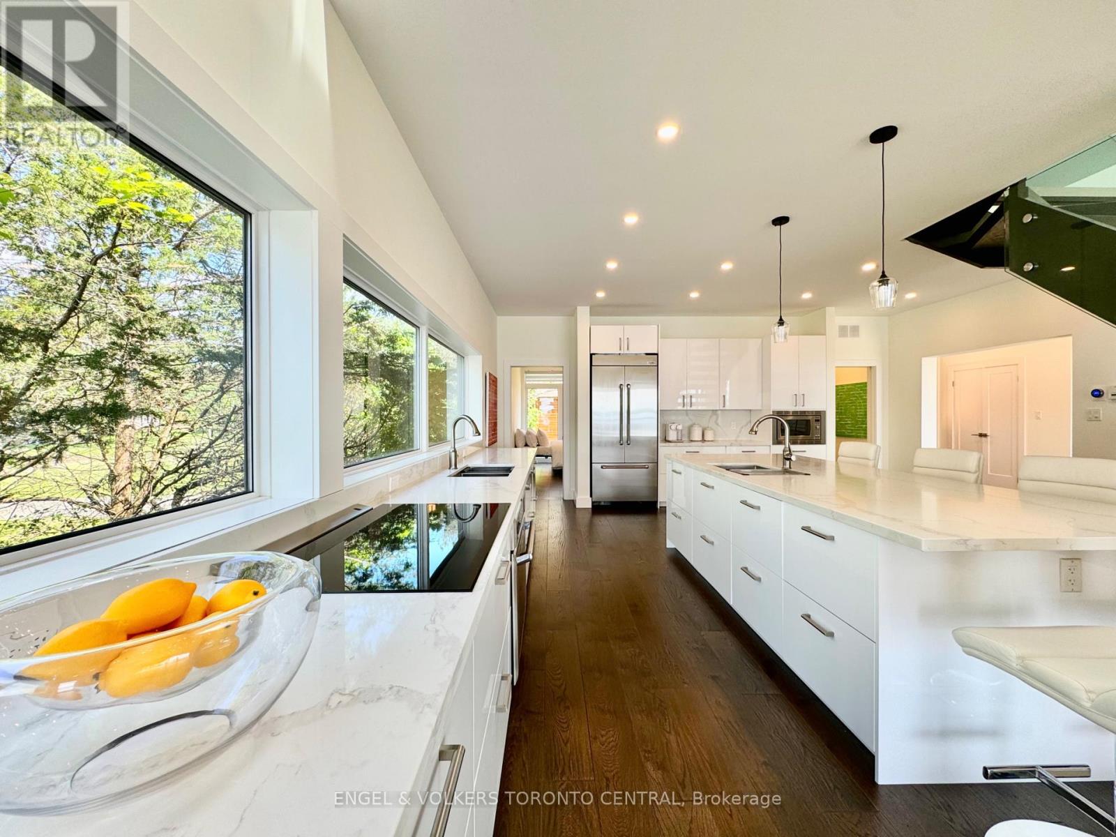 131 Peats Point Road, Prince Edward County, Ontario  K0K 1K0 - Photo 12 - X12194755
