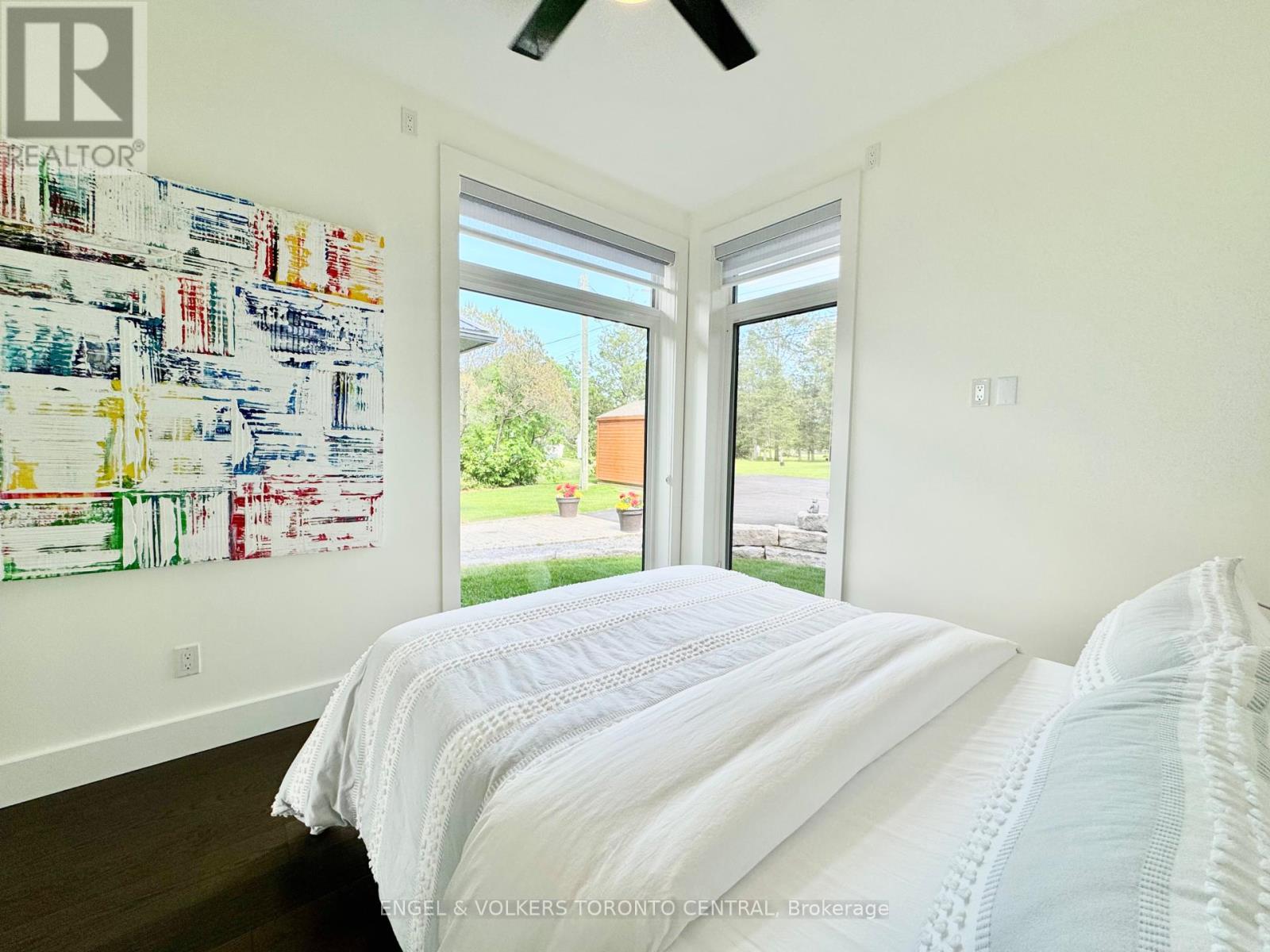 131 Peats Point Road, Prince Edward County, Ontario  K0K 1K0 - Photo 17 - X12194755