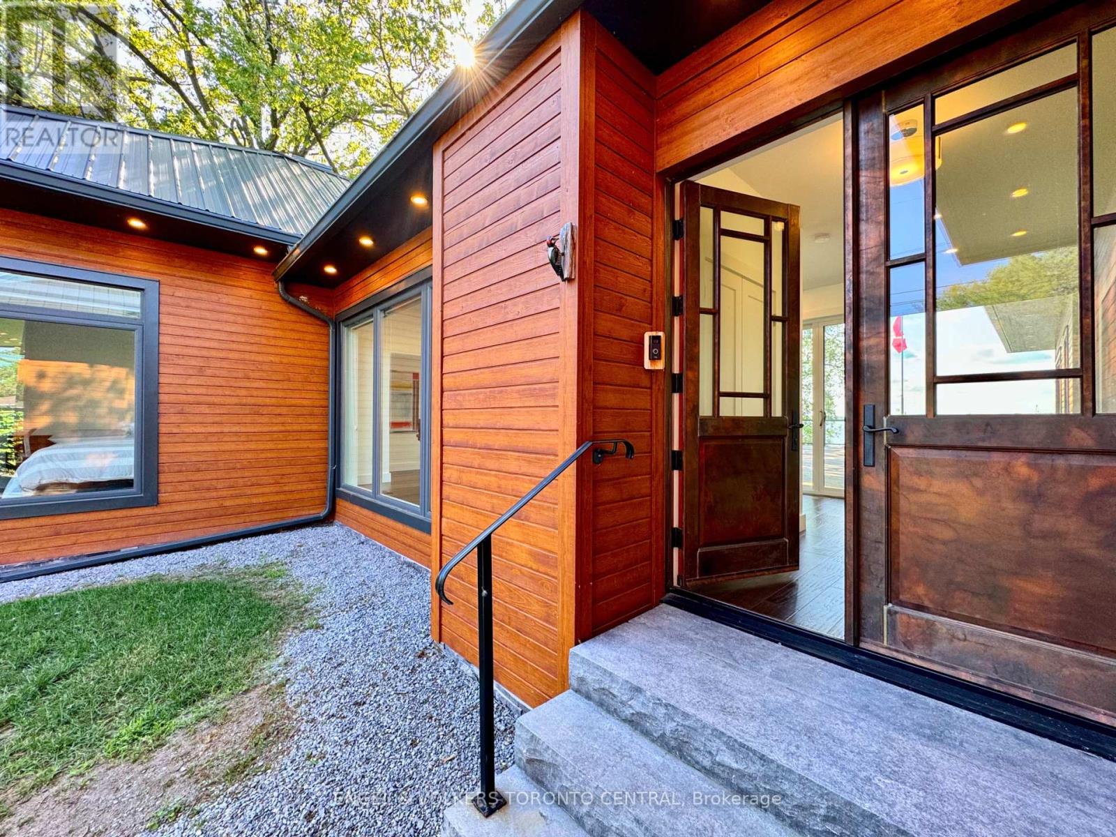 131 Peats Point Road, Prince Edward County, Ontario  K0K 1K0 - Photo 3 - X12194755