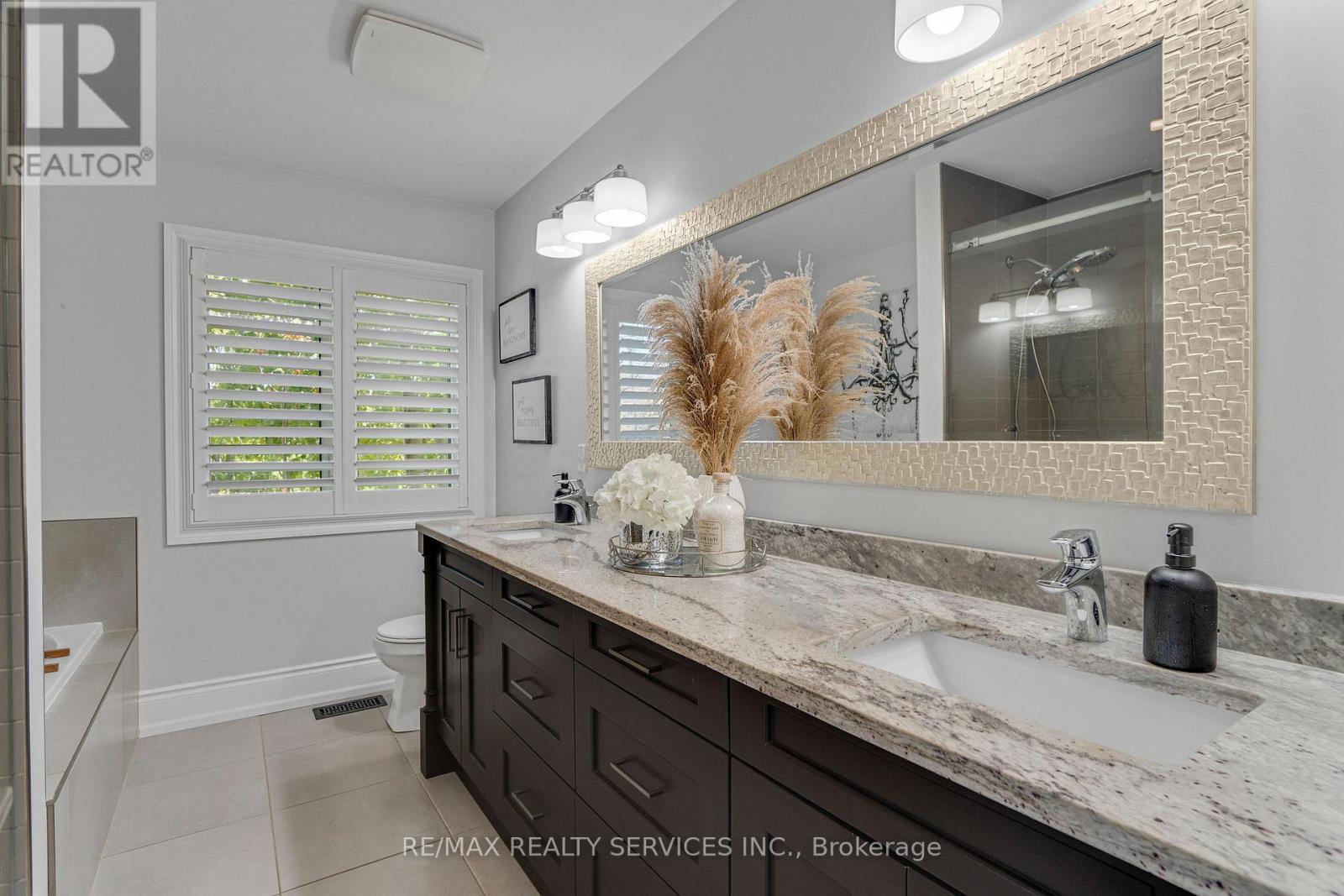 958 Beach Boulevard, Hamilton, Ontario  L8H 6Z4 - Photo 30 - X12194762