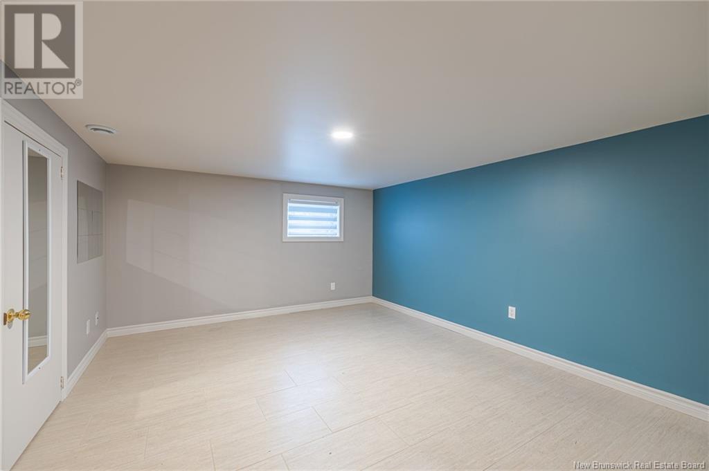 653 Rue Principale, Beresford, New Brunswick  E8K 3X5 - Photo 40 - NB119981