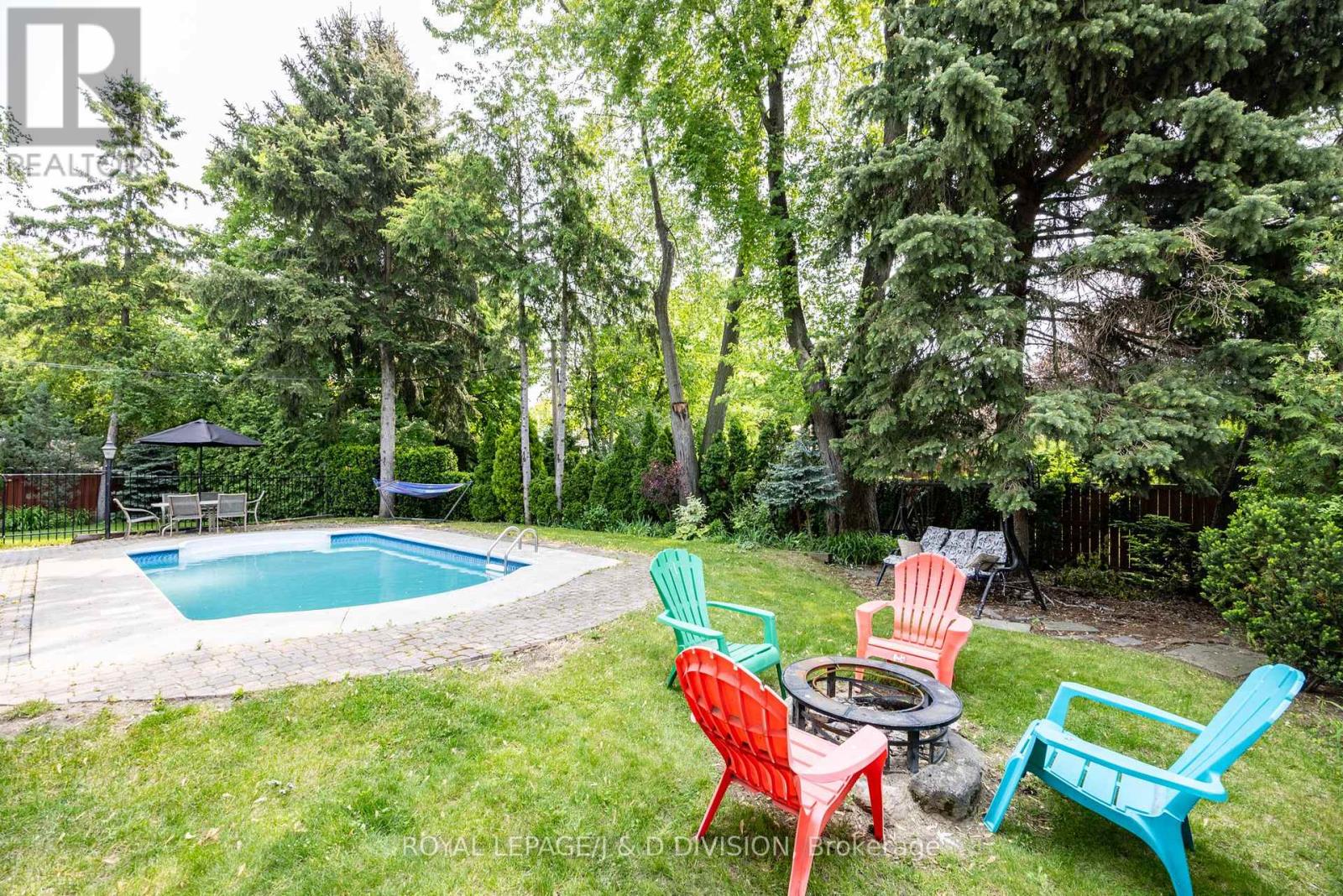 48 Greengrove Crescent, Toronto, Ontario  M3A 1H9 - Photo 2 - C12142566