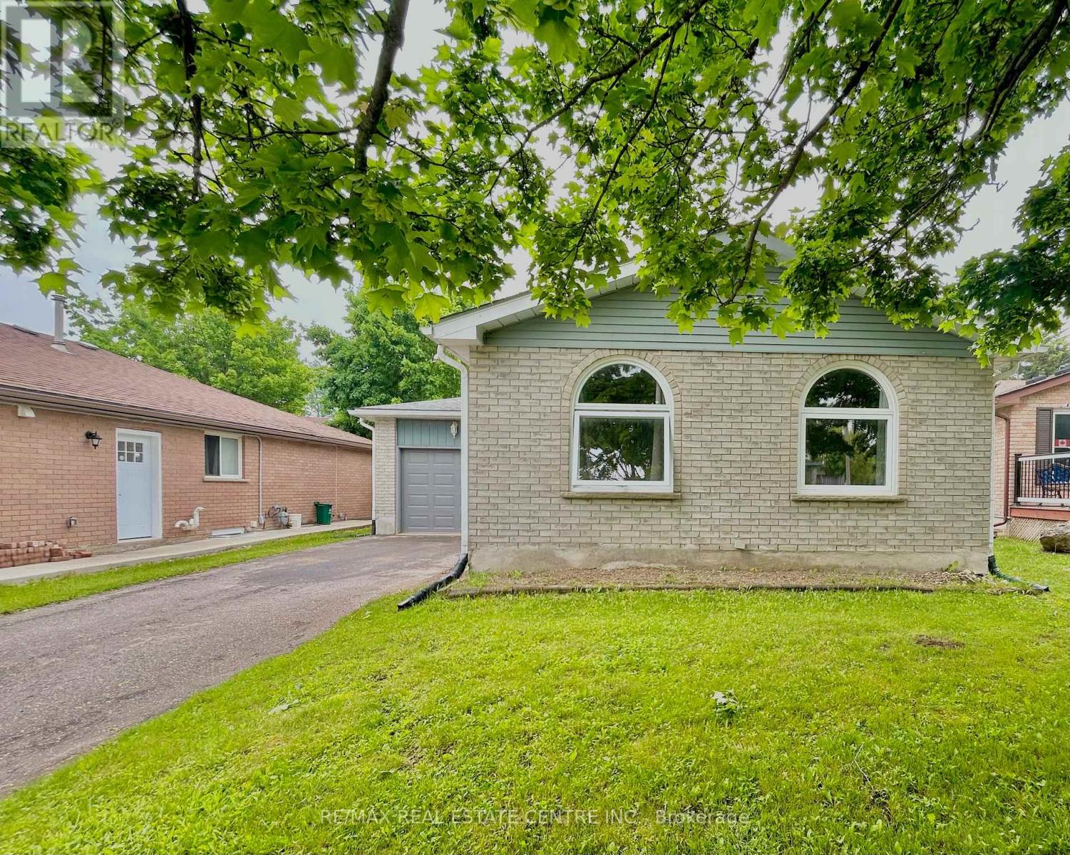 616 Canfield Place, Shelburne, Ontario  L9V 3A5 - Photo 3 - X12074877