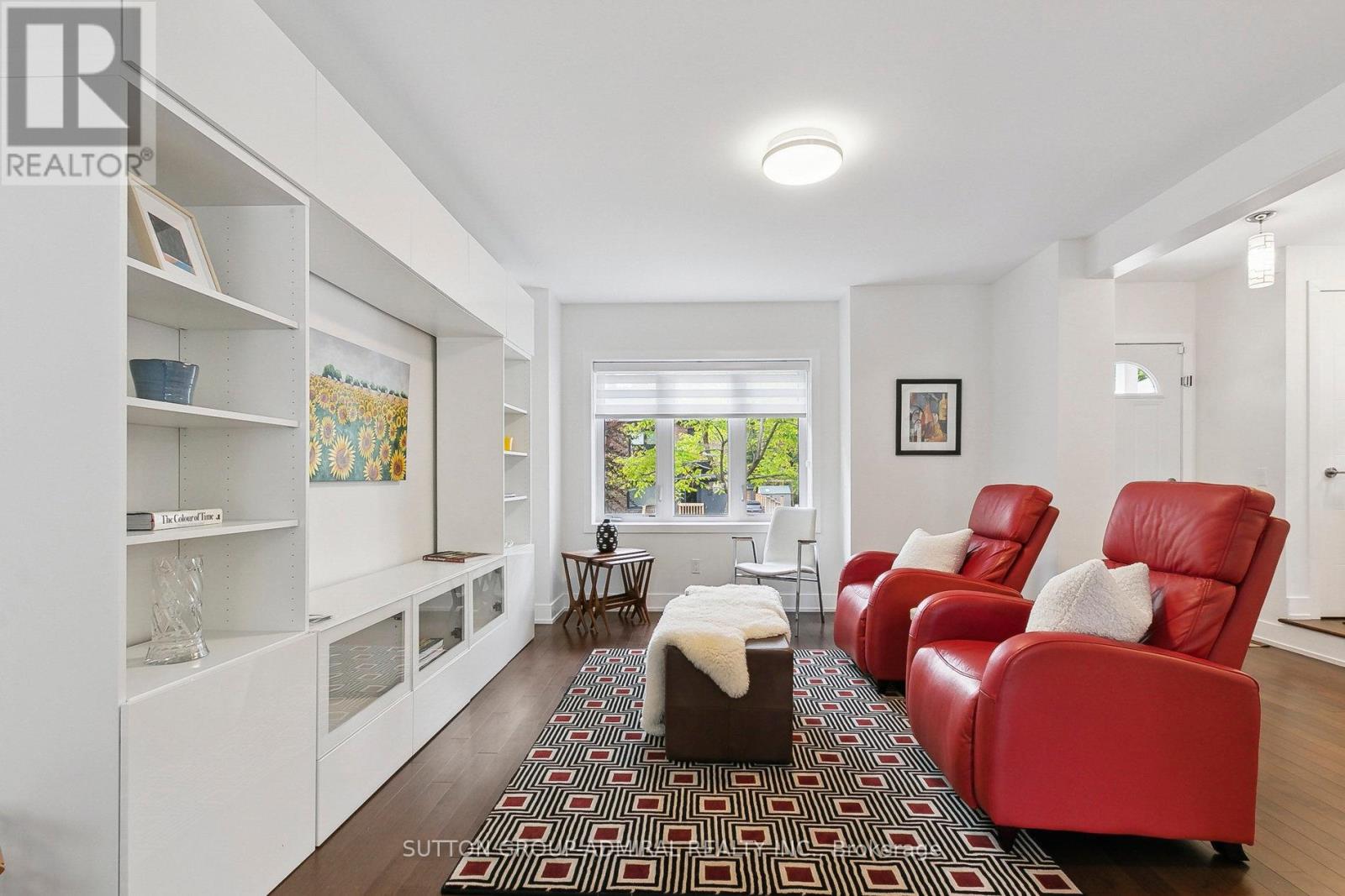 34 Elvina Gardens, Toronto, Ontario  M4P 1X8 - Photo 11 - C12194845