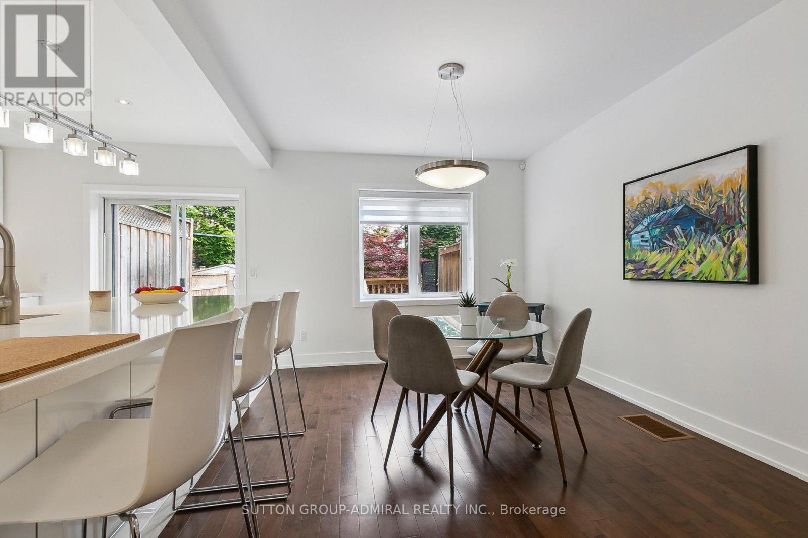 34 Elvina Gardens, Toronto, Ontario  M4P 1X8 - Photo 18 - C12194845